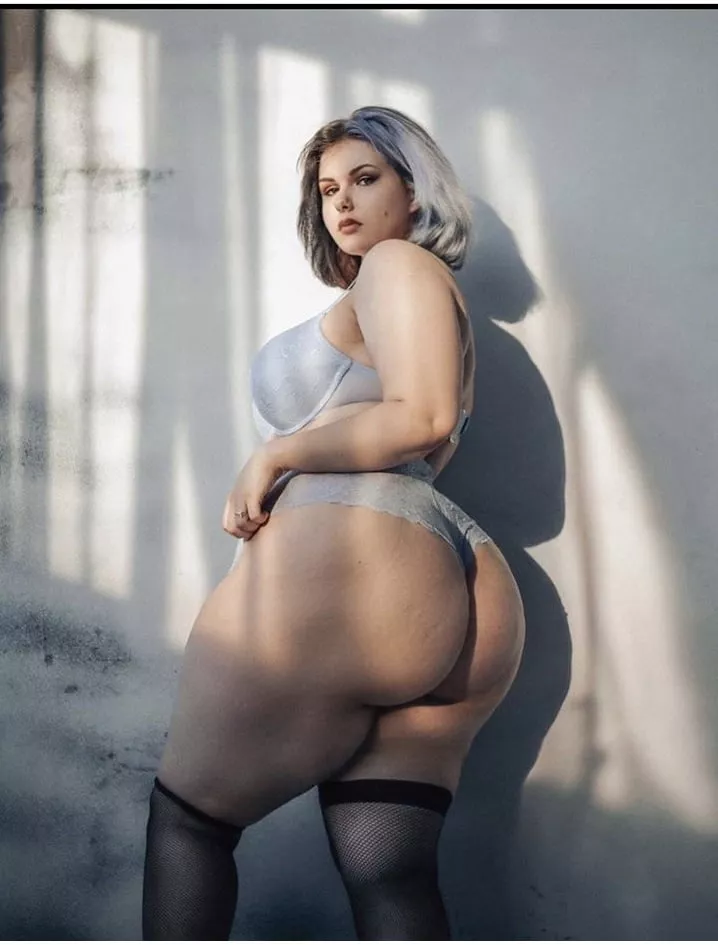 Want to Worship That Massive Ass posted by ScottKilgannon