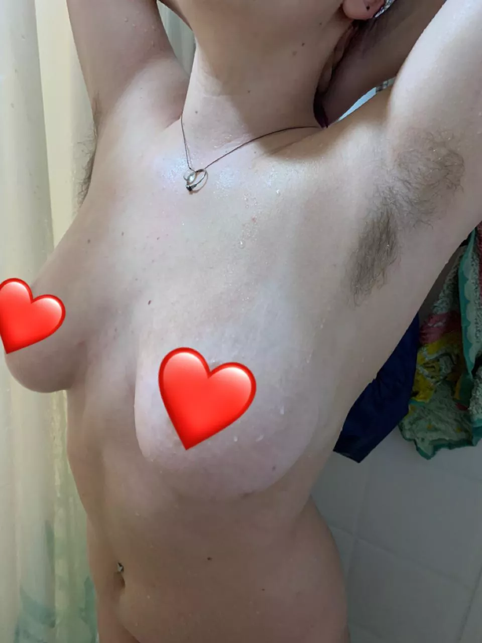 Washing the day away ðŸ˜˜ posted by Greedypussy01