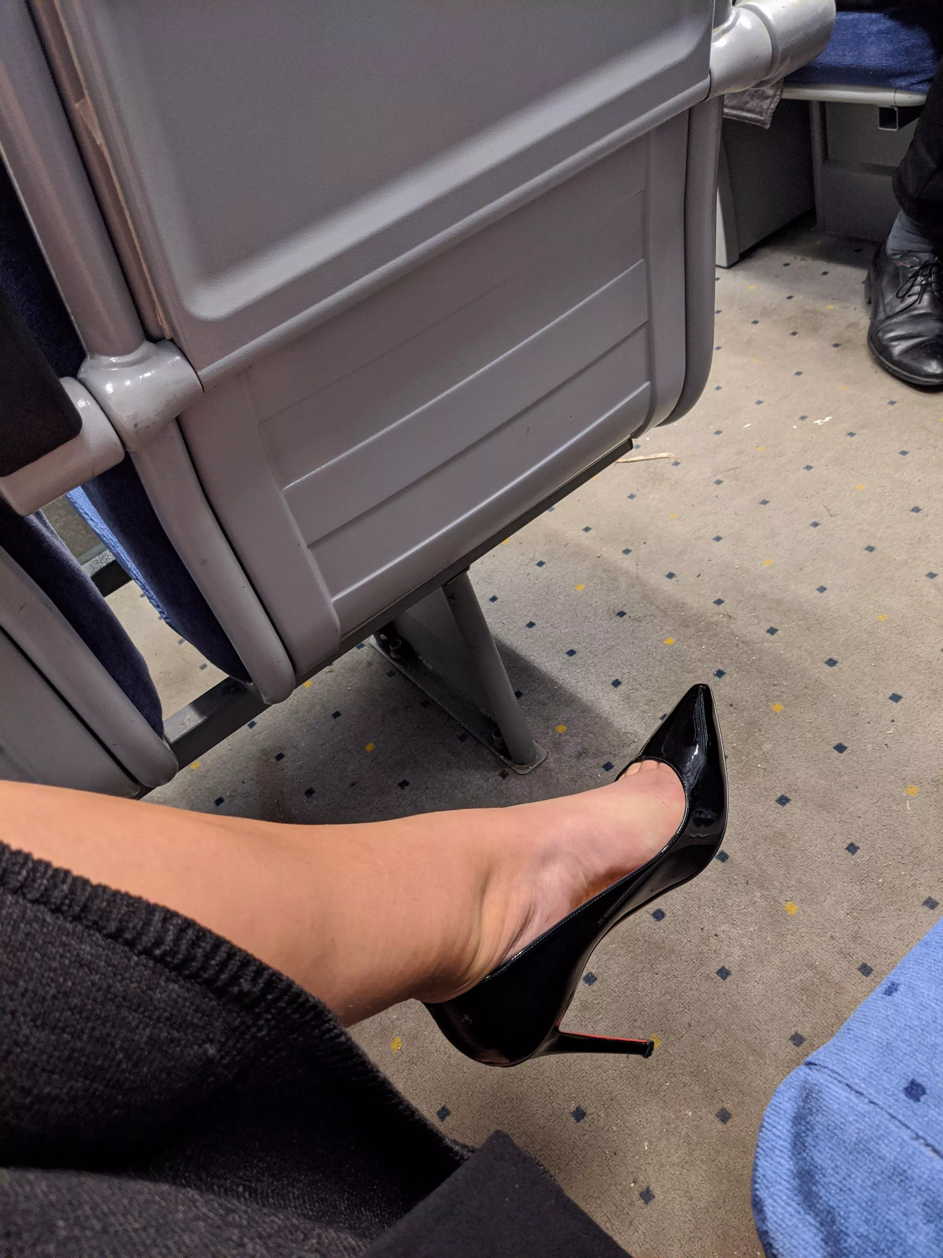 Wearing heels on the train posted by iwantaria