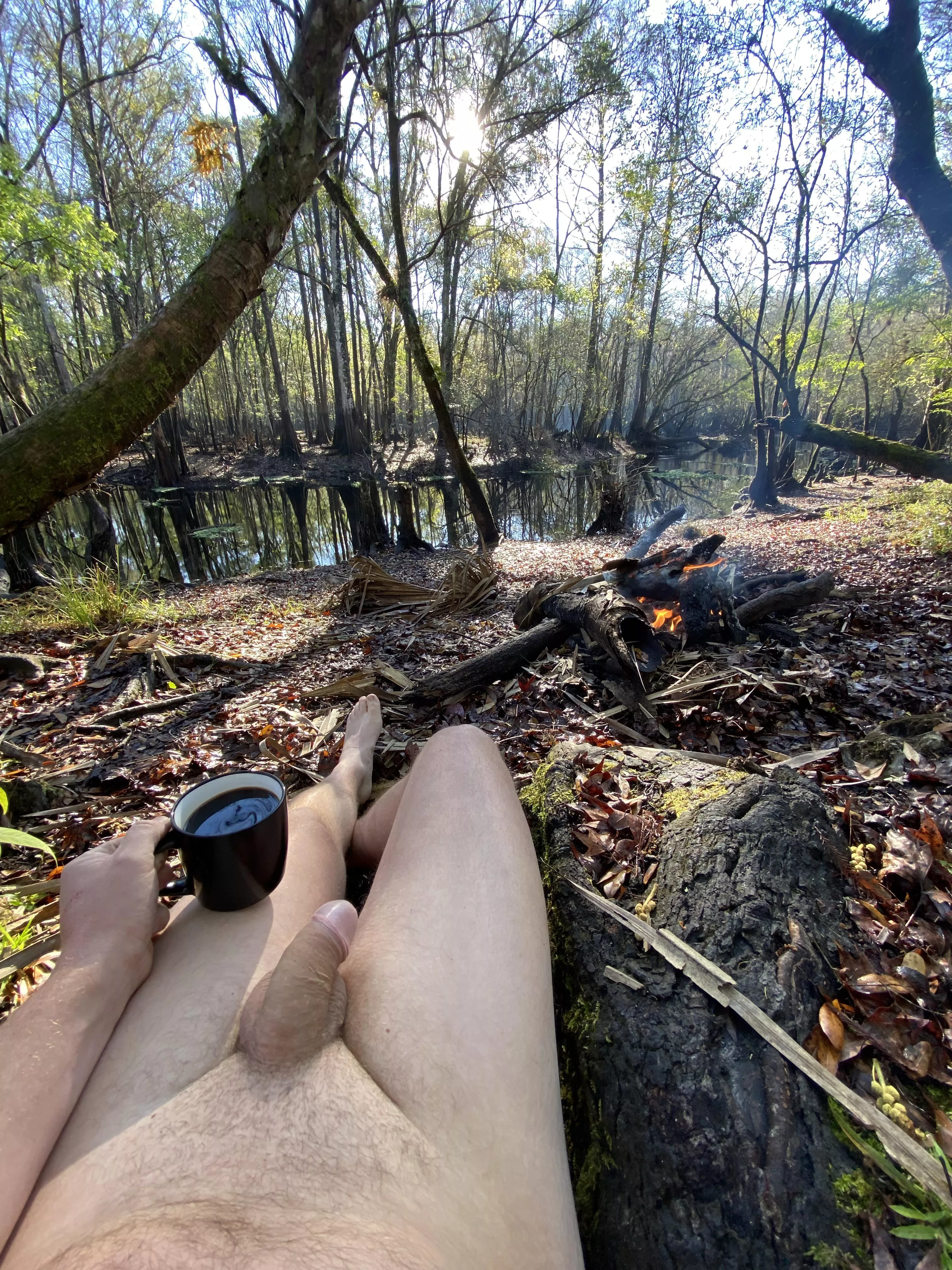 Welcoming the sun with a hot cup o’ joe by the fire, it’s gonna be a good day! posted by nofloexplorer