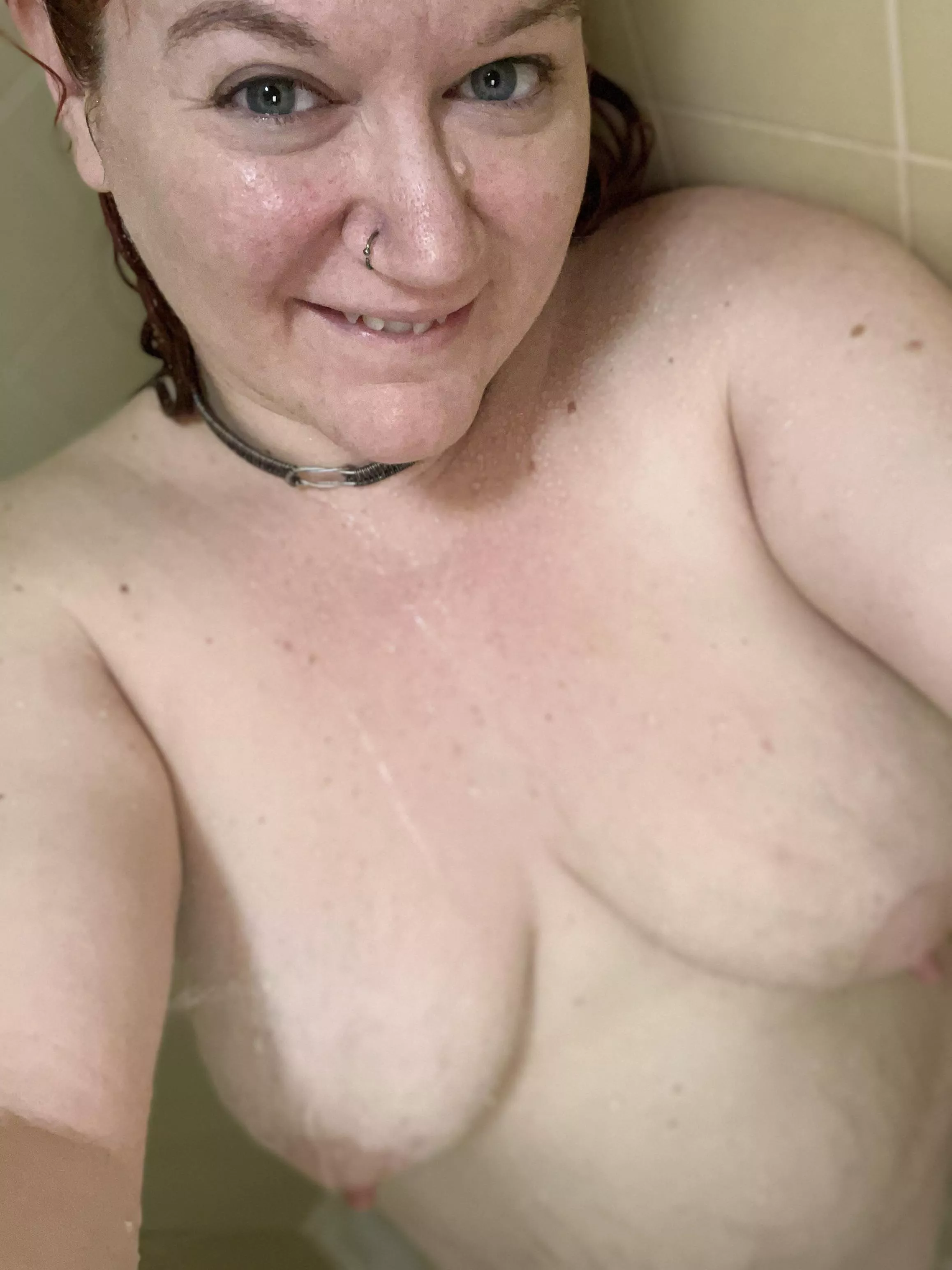 Wet and horny while texting my bf this morning! 🥵 posted by wagsjes