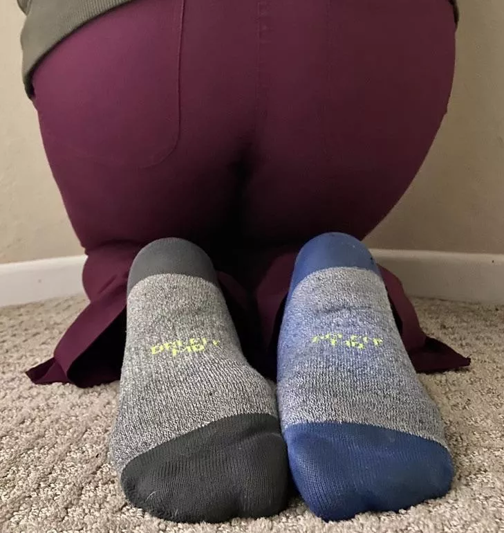 What do you think of my sweaty mismatched socks? 😉 posted by Realistic-Olive-9974