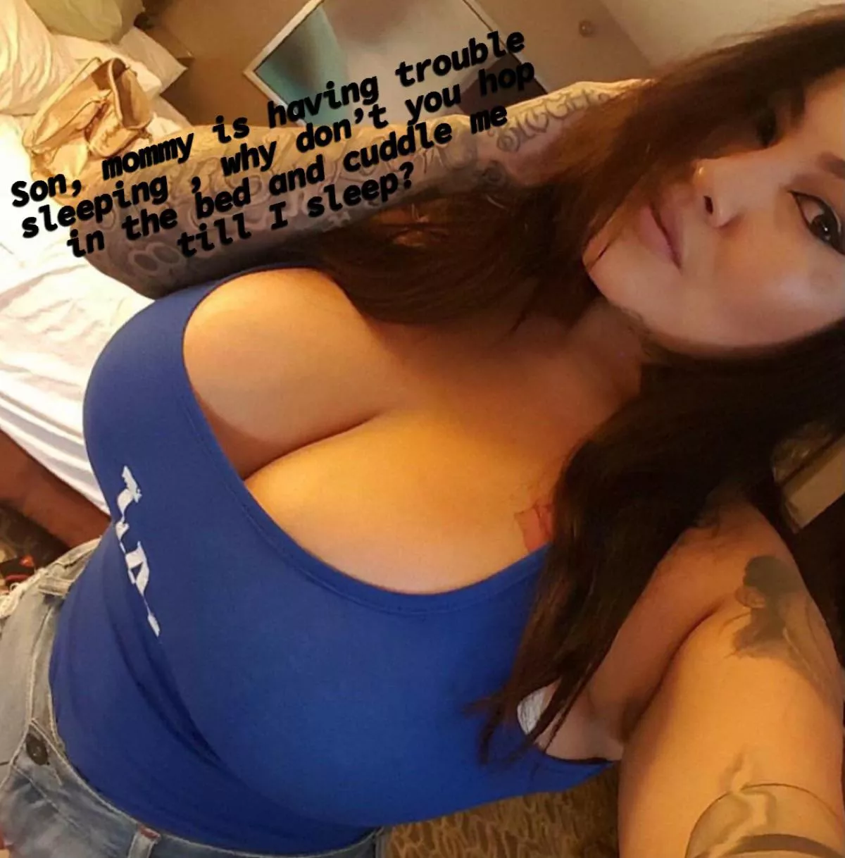 What should I do guys? Anyone here to help her? posted by sissywhiteboiiii