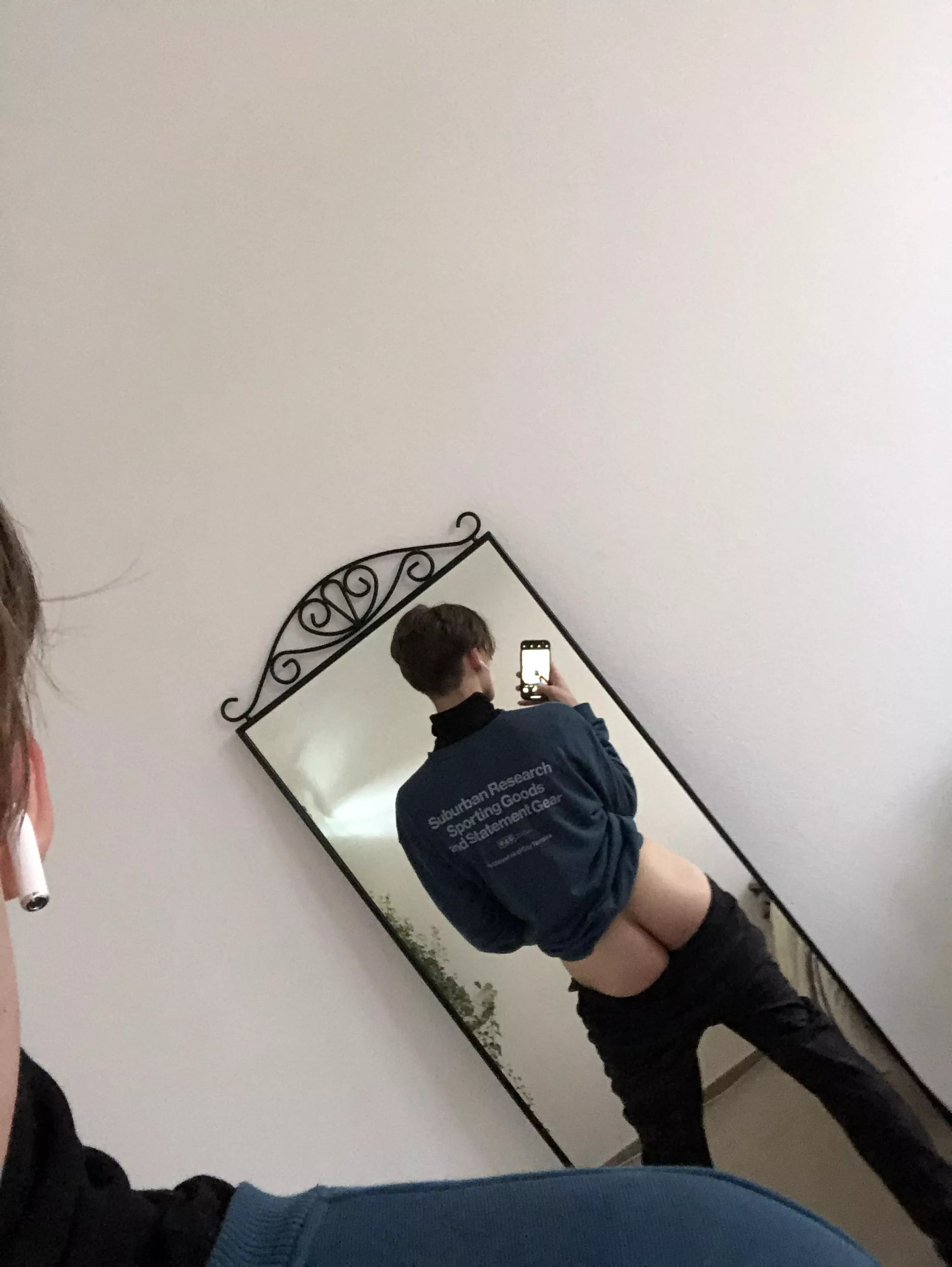 What would you do with that twink ass 😏🍑 posted by luv_Matt