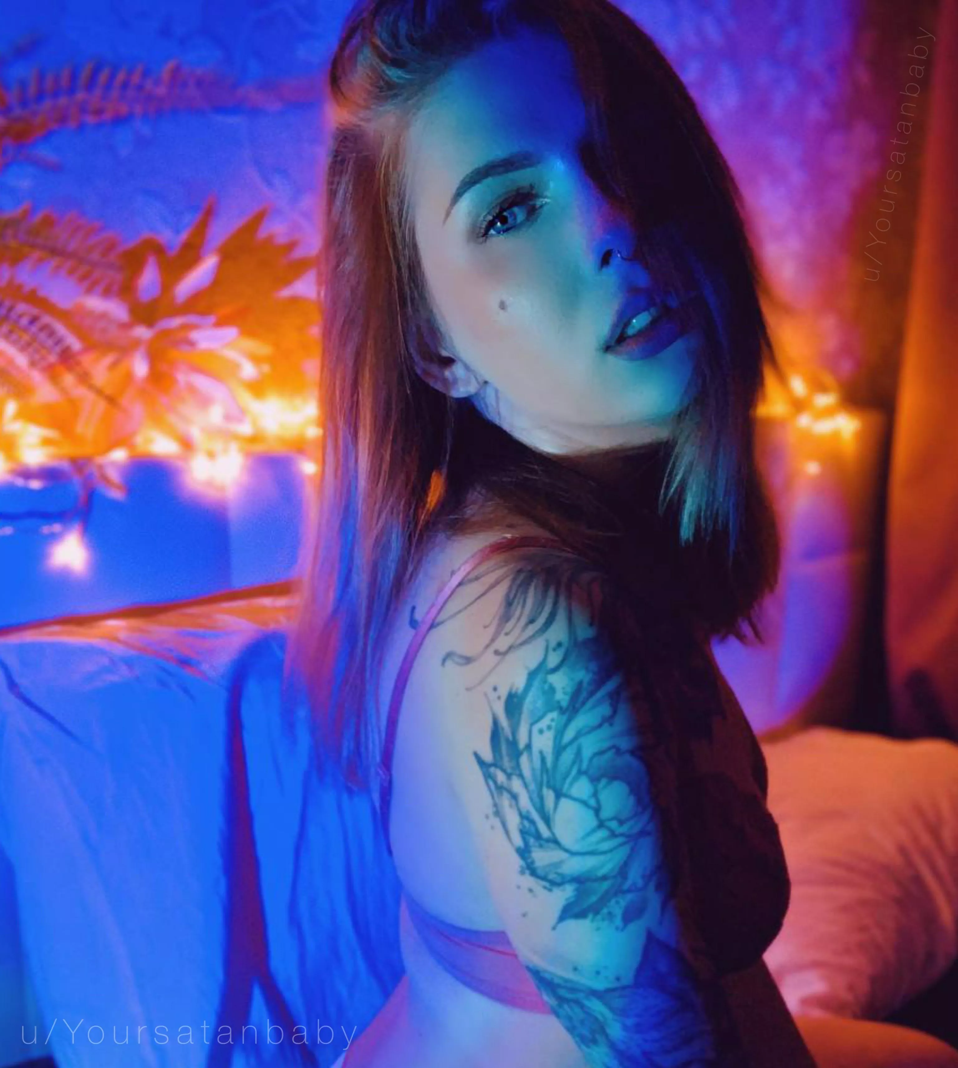 What you thinking about when you see me in this lights? 🥰 Spank me? 😈 Play with me ? 🤗 I will waiting for you 🥺👉👈 posted by Yoursatanbaby