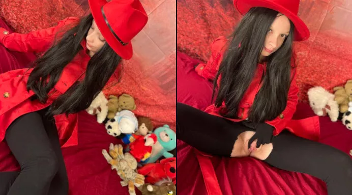 Where in the world is Carmen Sandiego's pussy? posted by stuftaminals