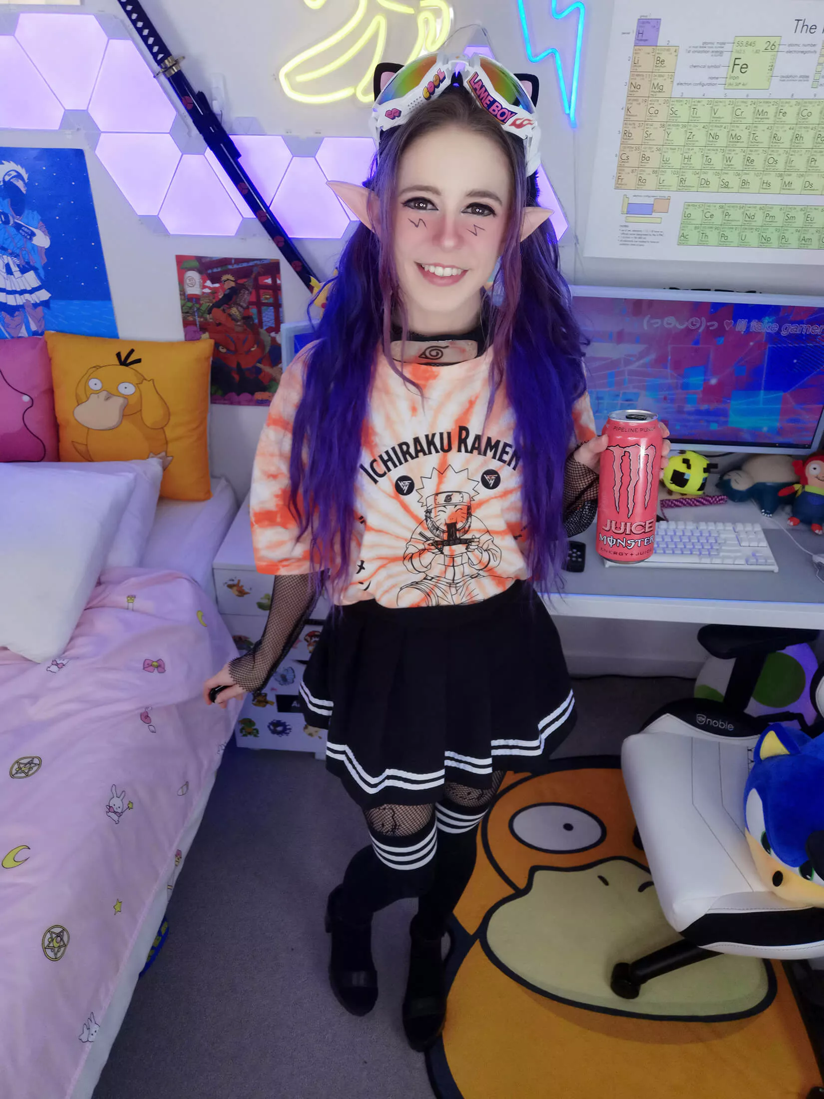 which is better arm or leg fishnets? 🤤❤️ posted by lilfakegamer