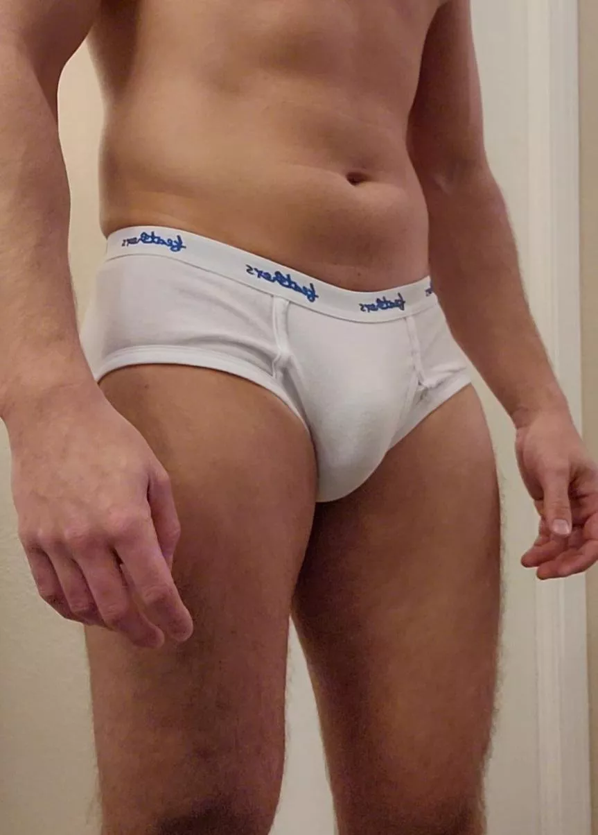 White briefs are my favorite posted by kyfeave25