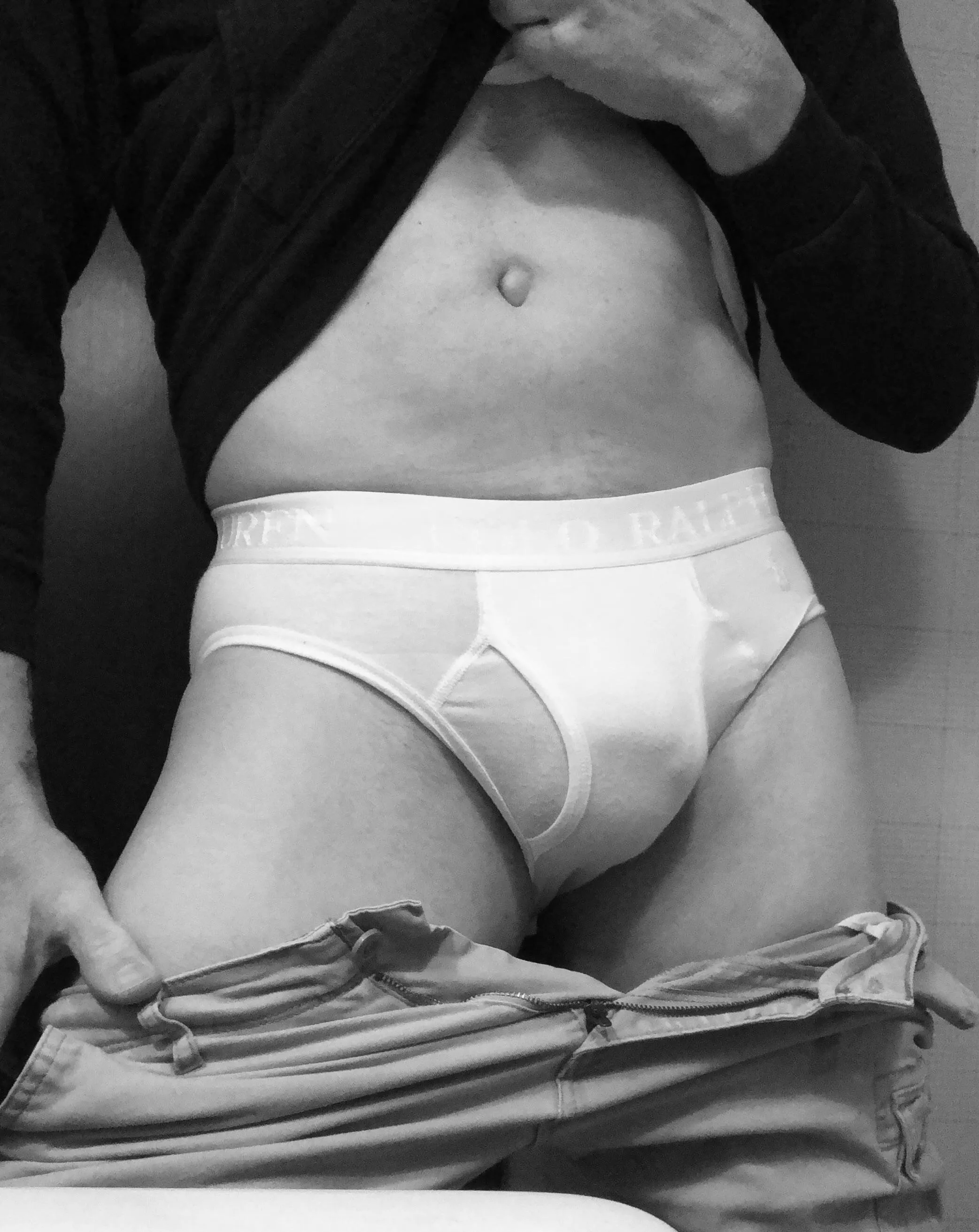 White bulge. :-) posted by WhiteBriefsShowoff