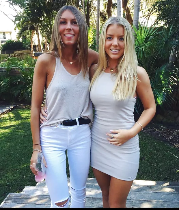 White jeans vs tight white dress posted by Chaturbater1