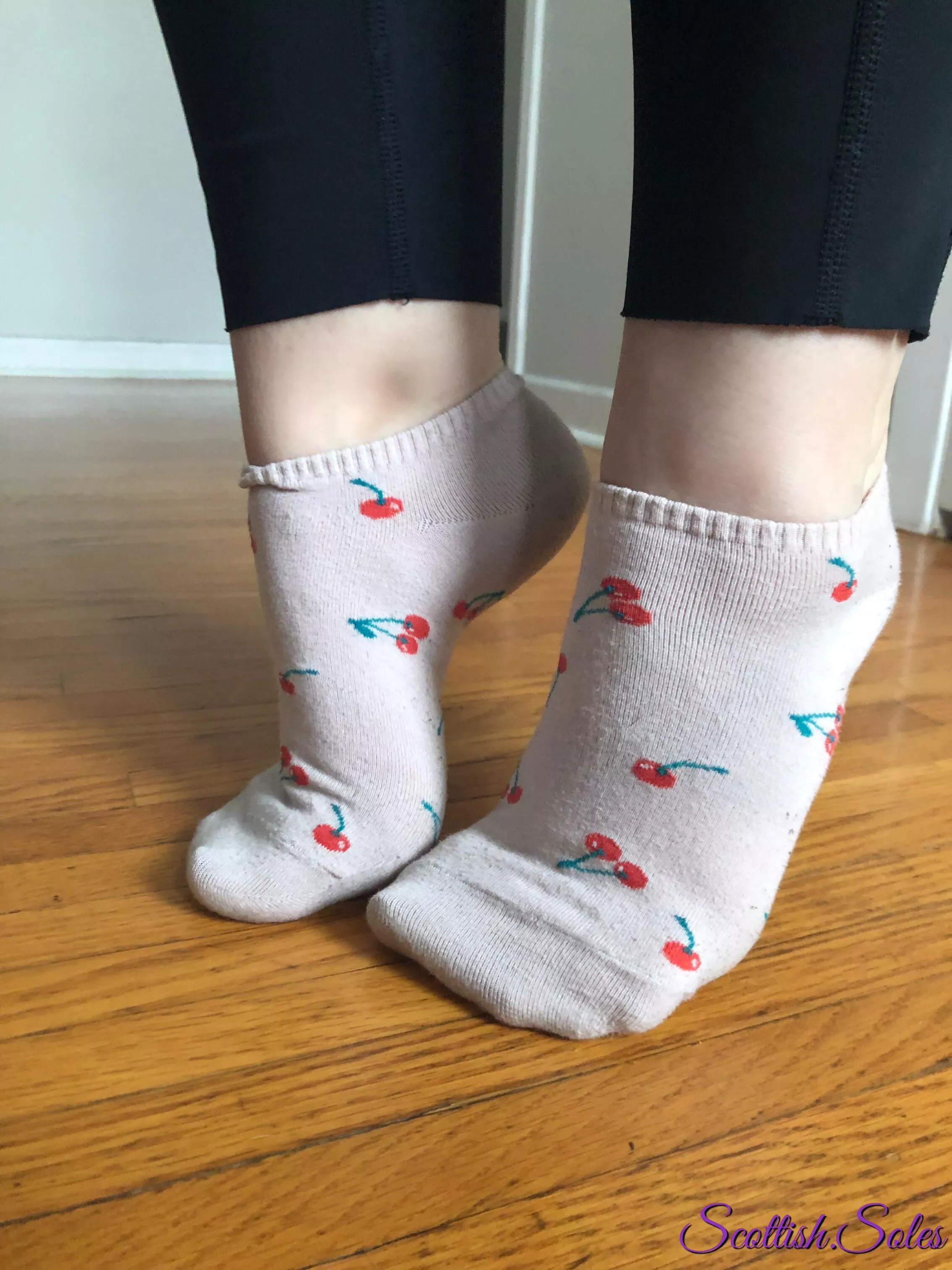 Who else is dying for a pair of my socks? 🤤 just finished a workout for you! 😇 posted by Scottish_Soles