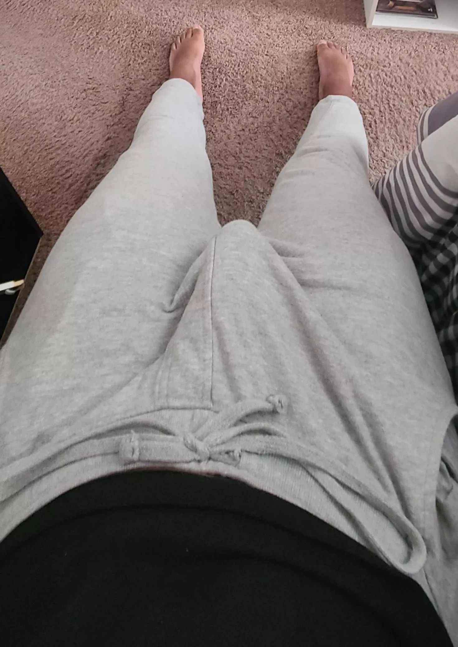 Who else likes grey sweatpants season posted by snapdragoon27