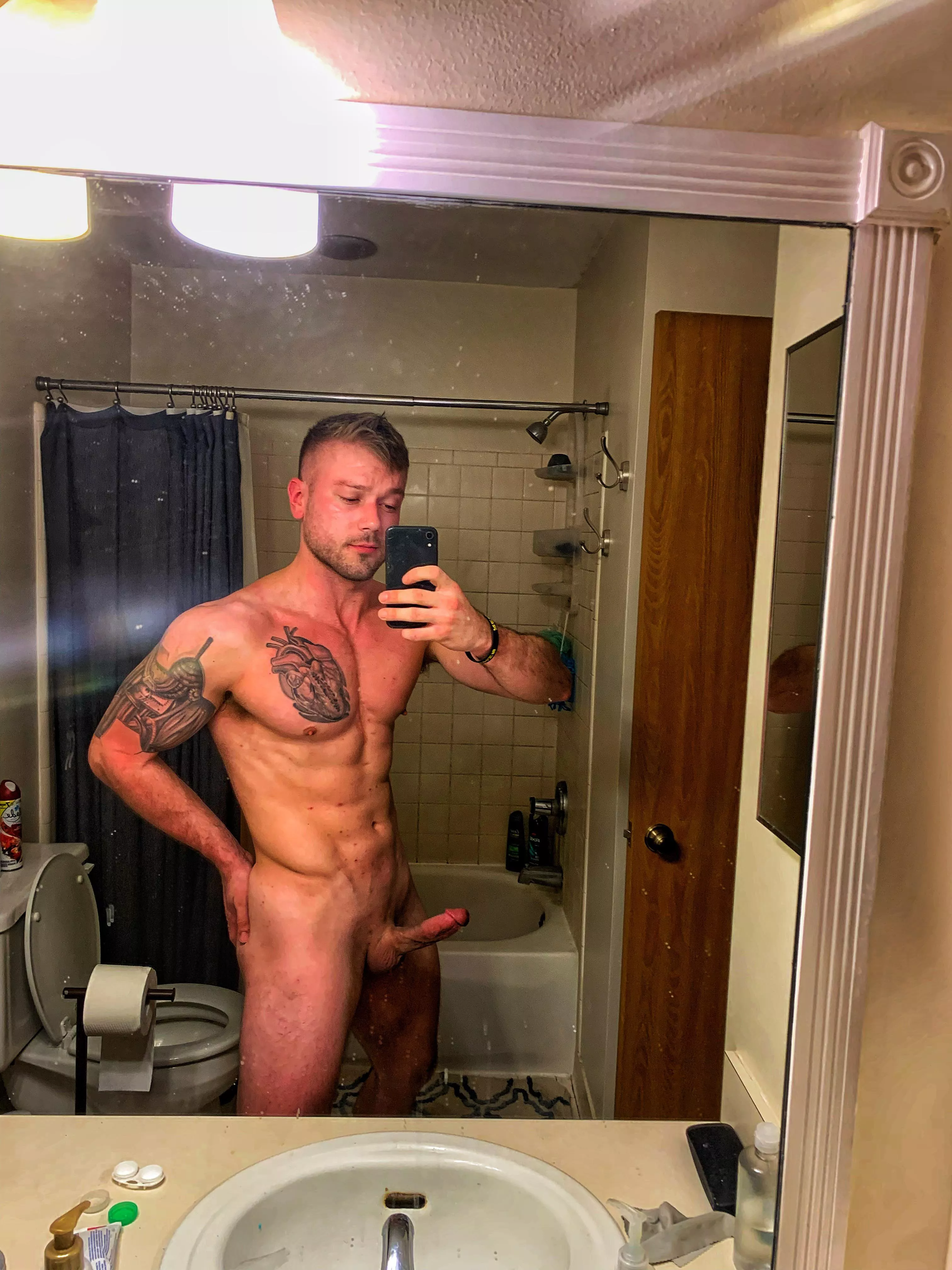 Who is trying to cum over and play? posted by jakeb024