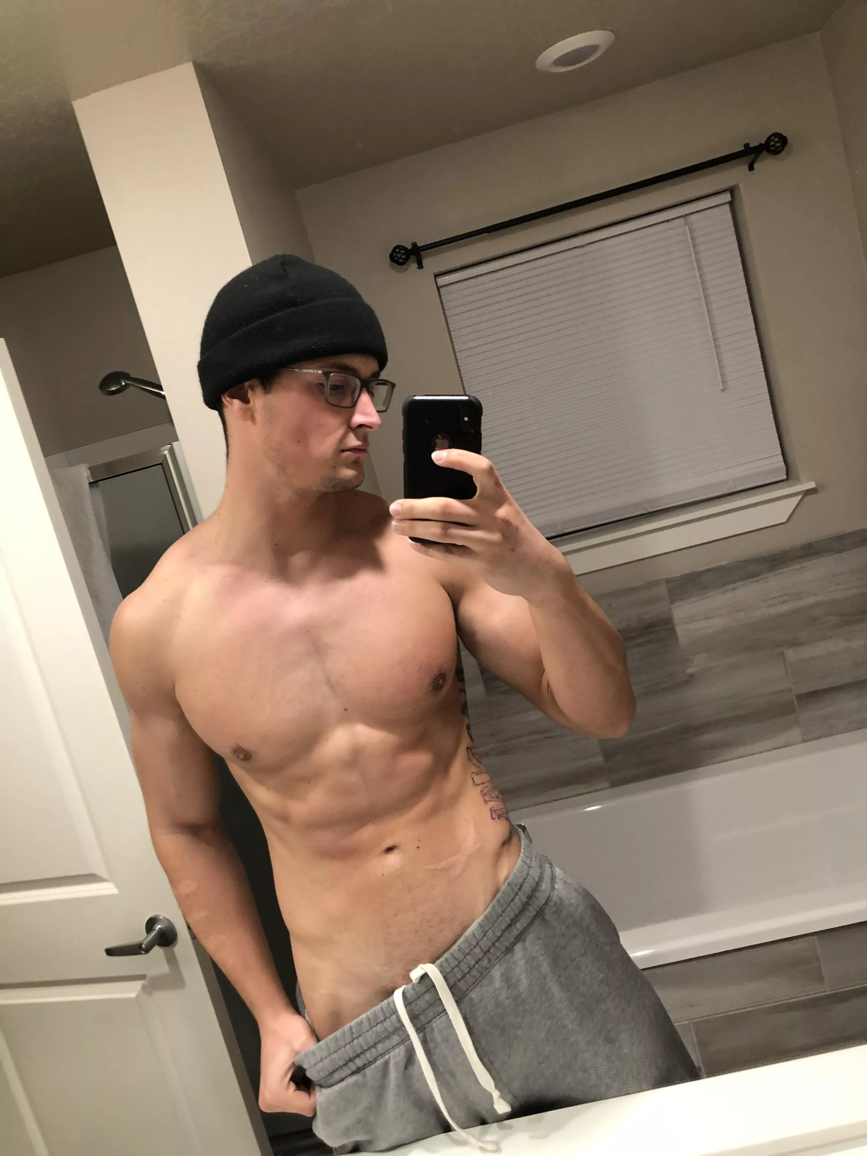 Who likes my shirtless post run body? posted by TieExcellent3325