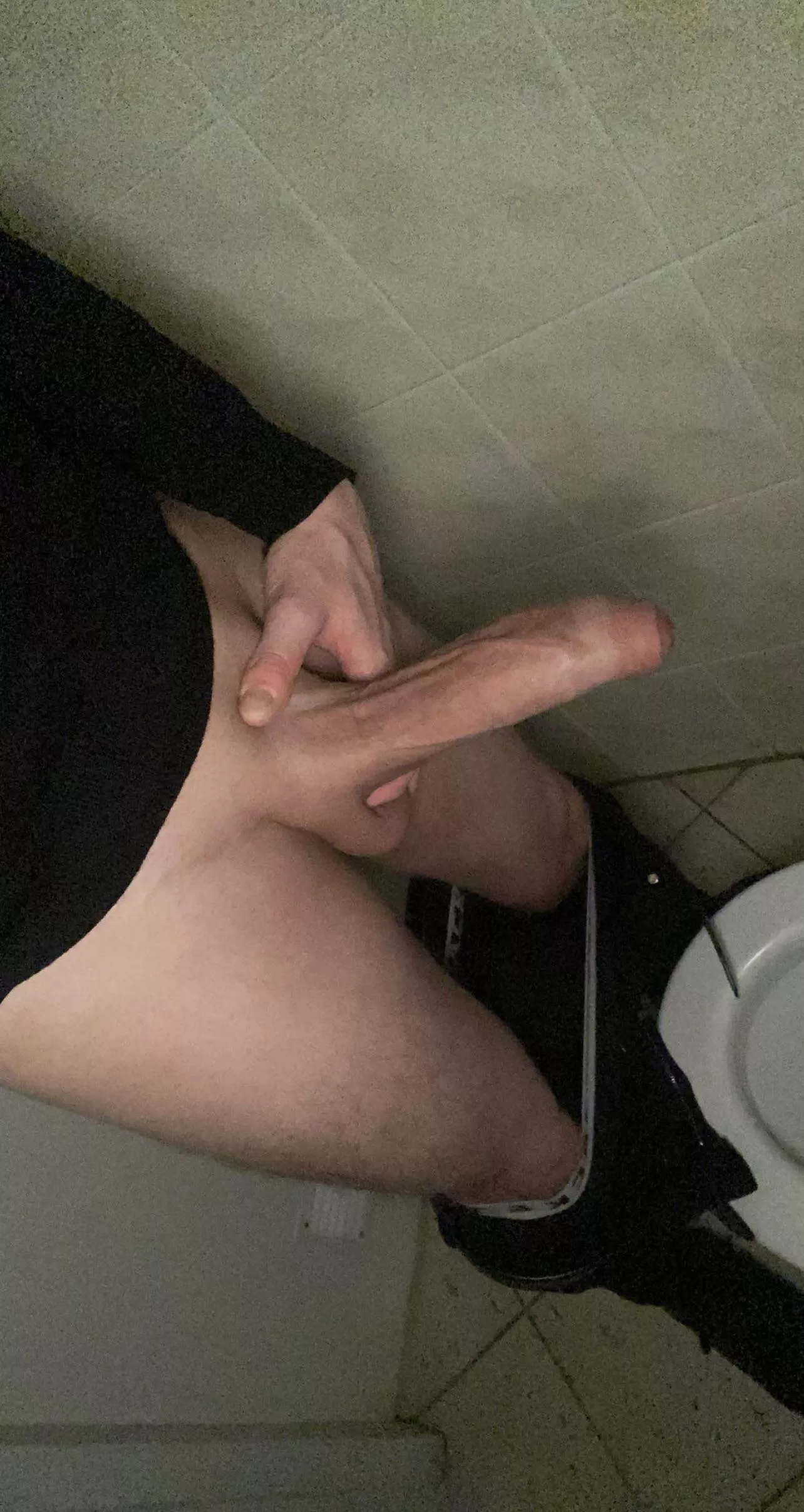 Who wants suck my huge dick? 😈🍆💦 posted by HardFukBro