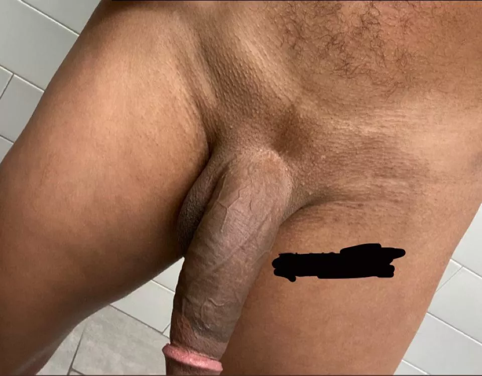 Who wants this served every morning ðŸ‘€ðŸ† posted by Upper-Ad744