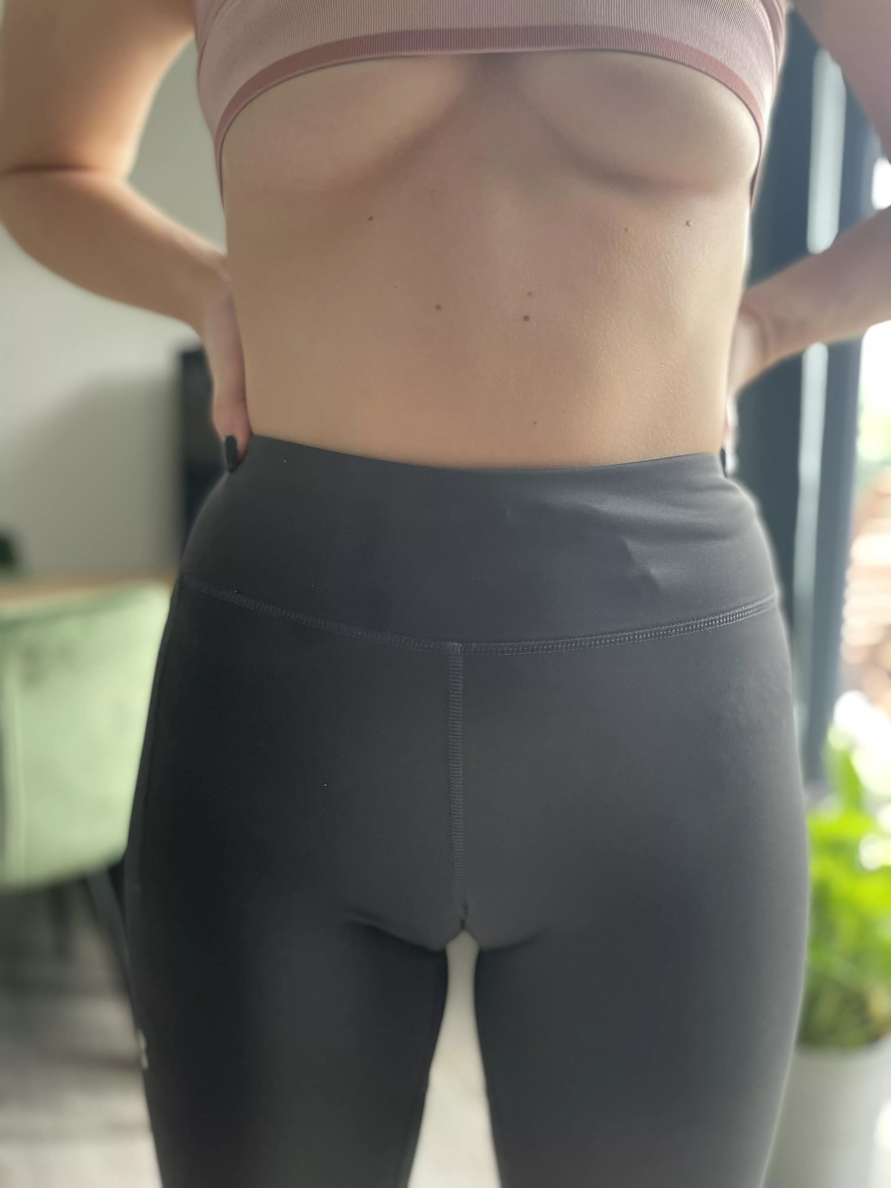 Who wants to be my favourite Redditor and kiss my cameltoe?😍 posted by JaneVir