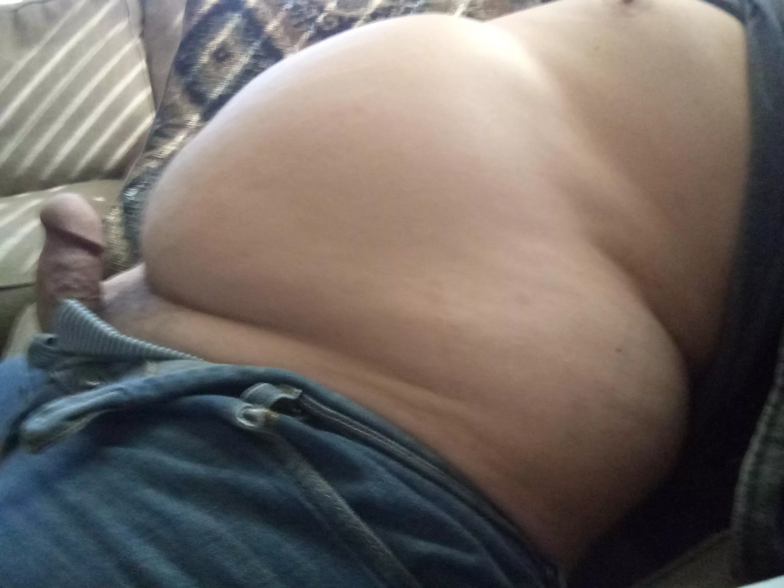 Who Wants To Get Their Hands On This Gut? posted by HeftyBigBoy