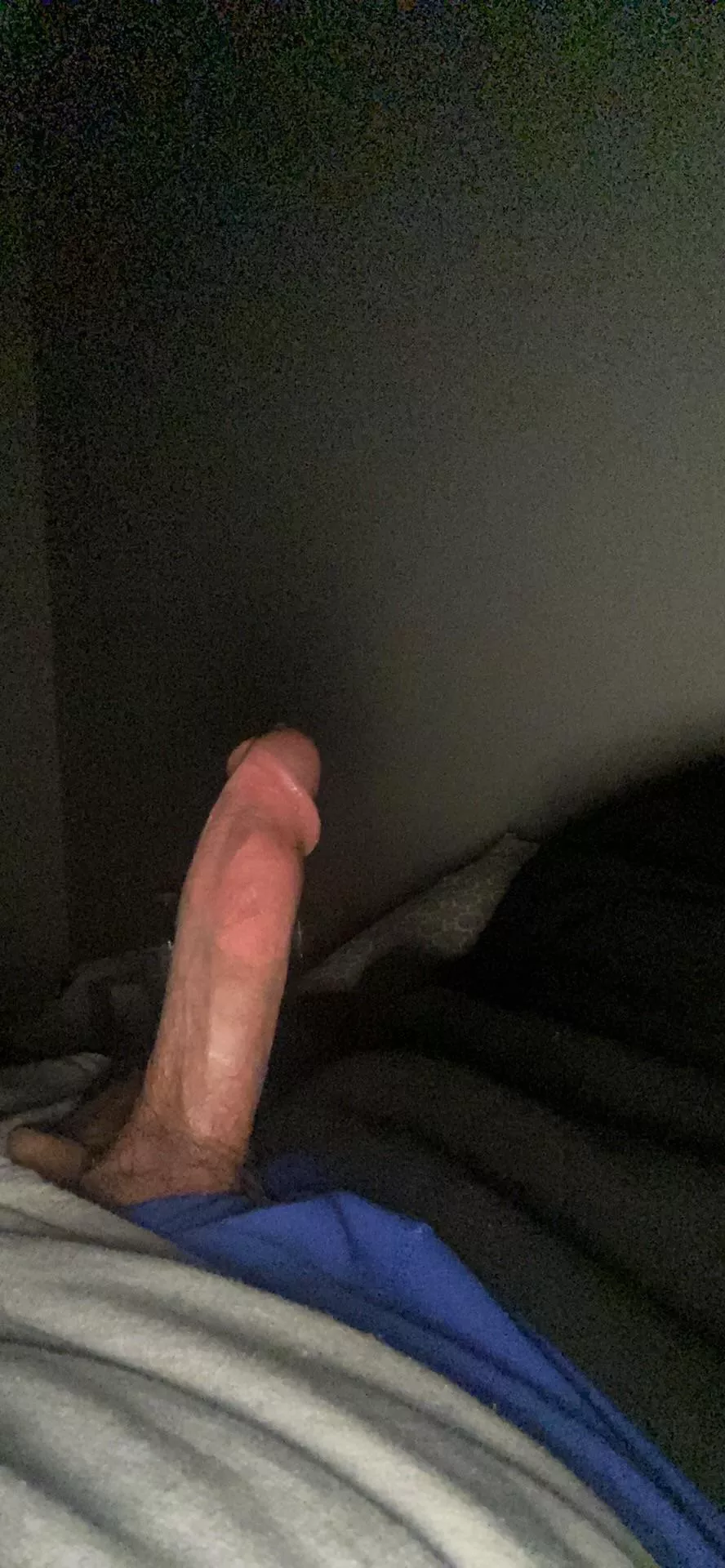 Who would suck my virgin dick posted by remy5559