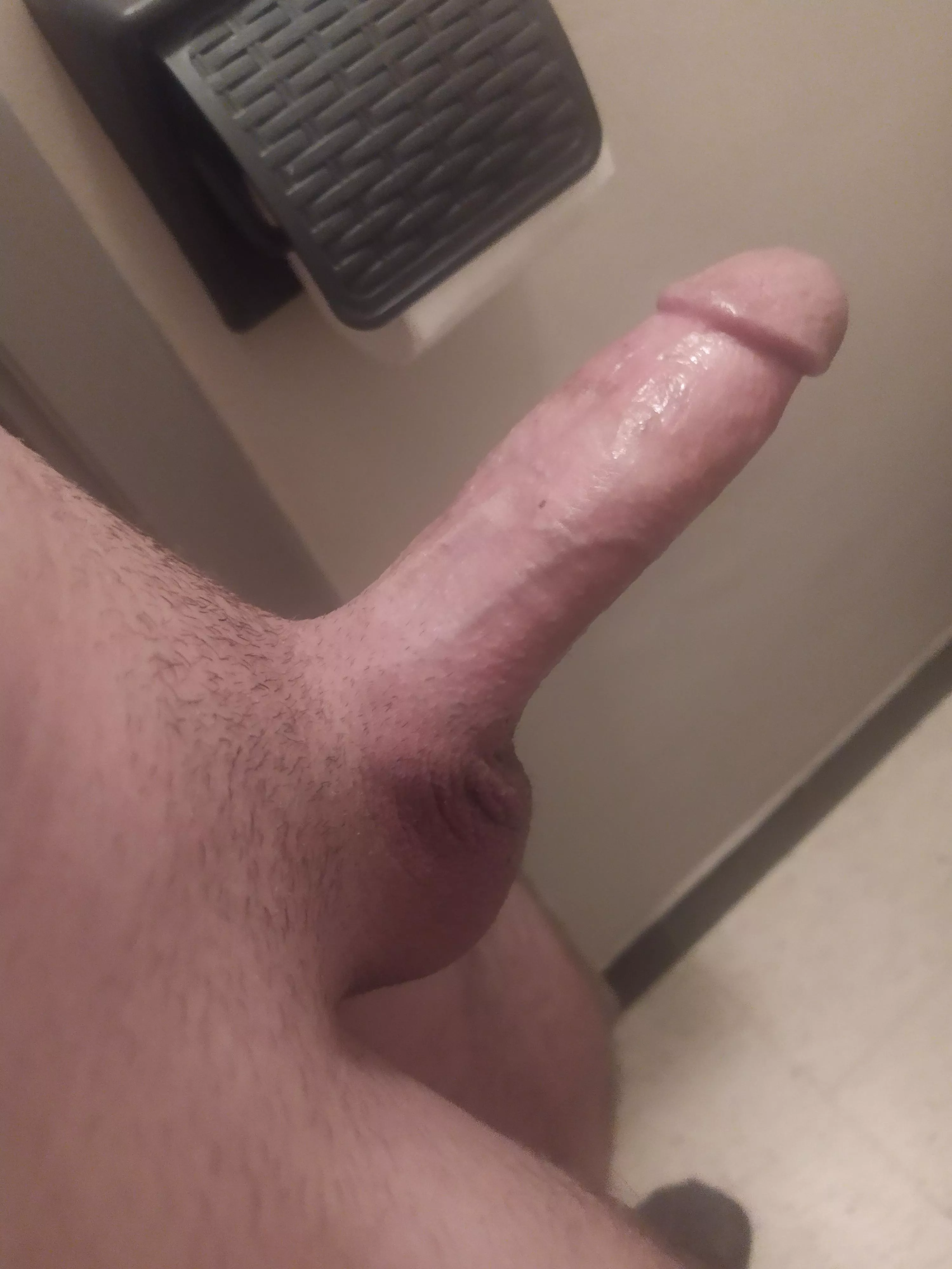 Who would wann take my virgin cock? posted by Juice-Express