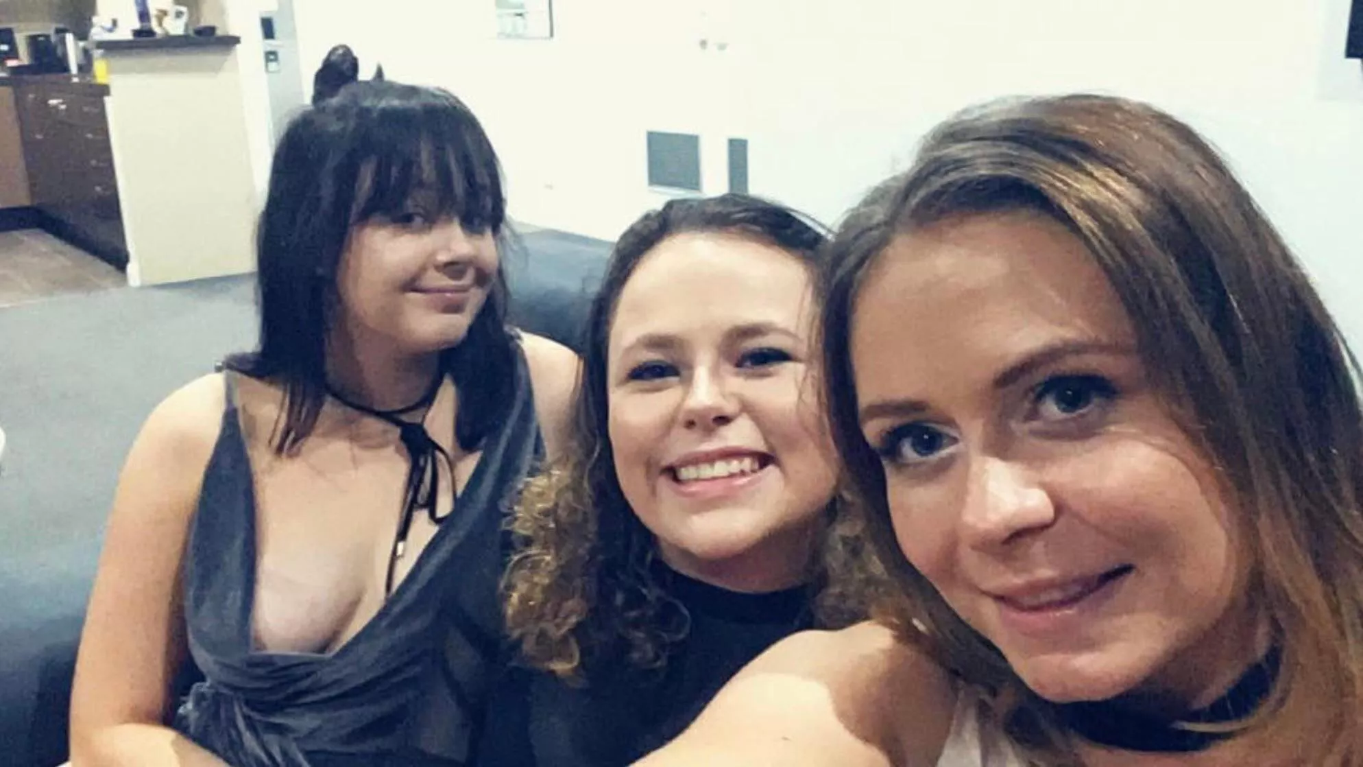 Who you face fucking Ashley-Ruby-Emma posted by greentown4378