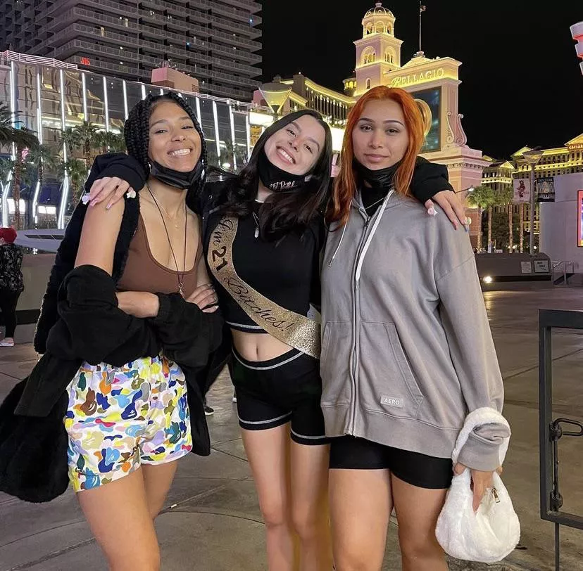 Who you smashing in vegas [3] posted by kingsavage678