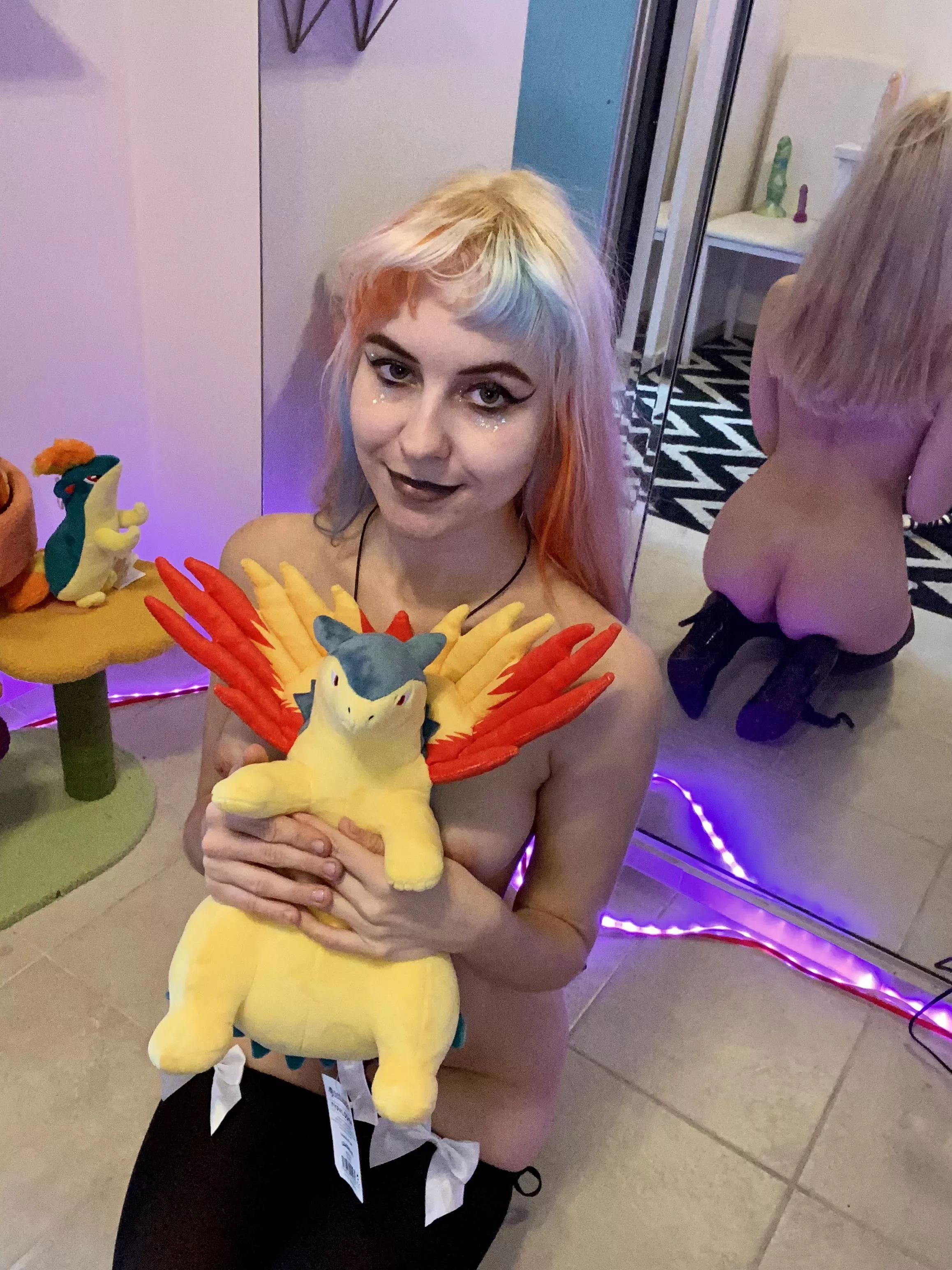 who’s hotter me or my [F]ire pokemon? ❤️‍🔥 posted by TeslaPrincess69