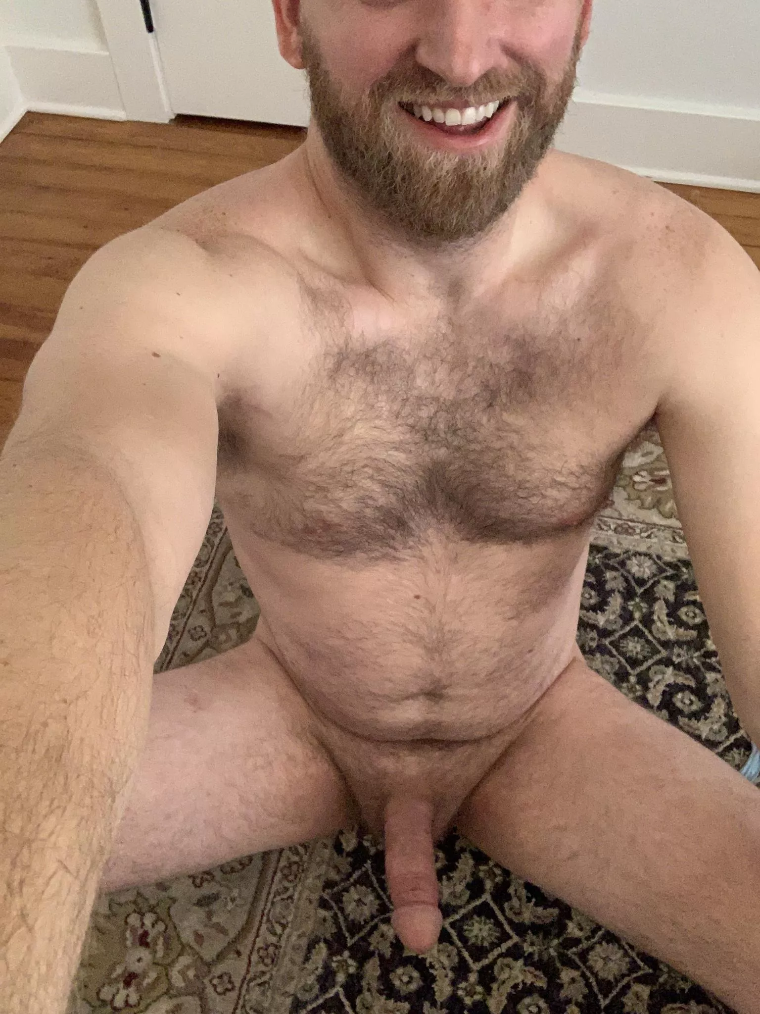 Who's into out of shape guys pushing 40 with decent personalities and ok dicks? posted by makeokdecisions