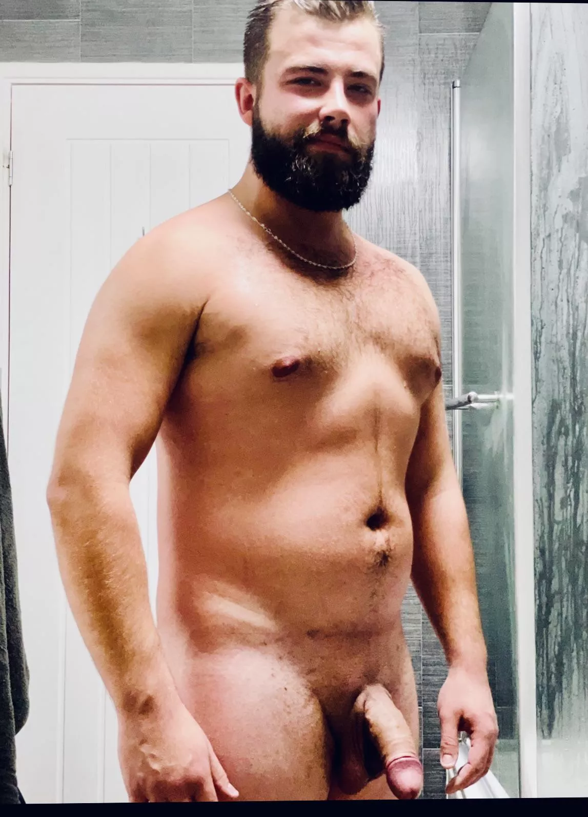 Who’s up for a shower? 😉 posted by younghungnbearded