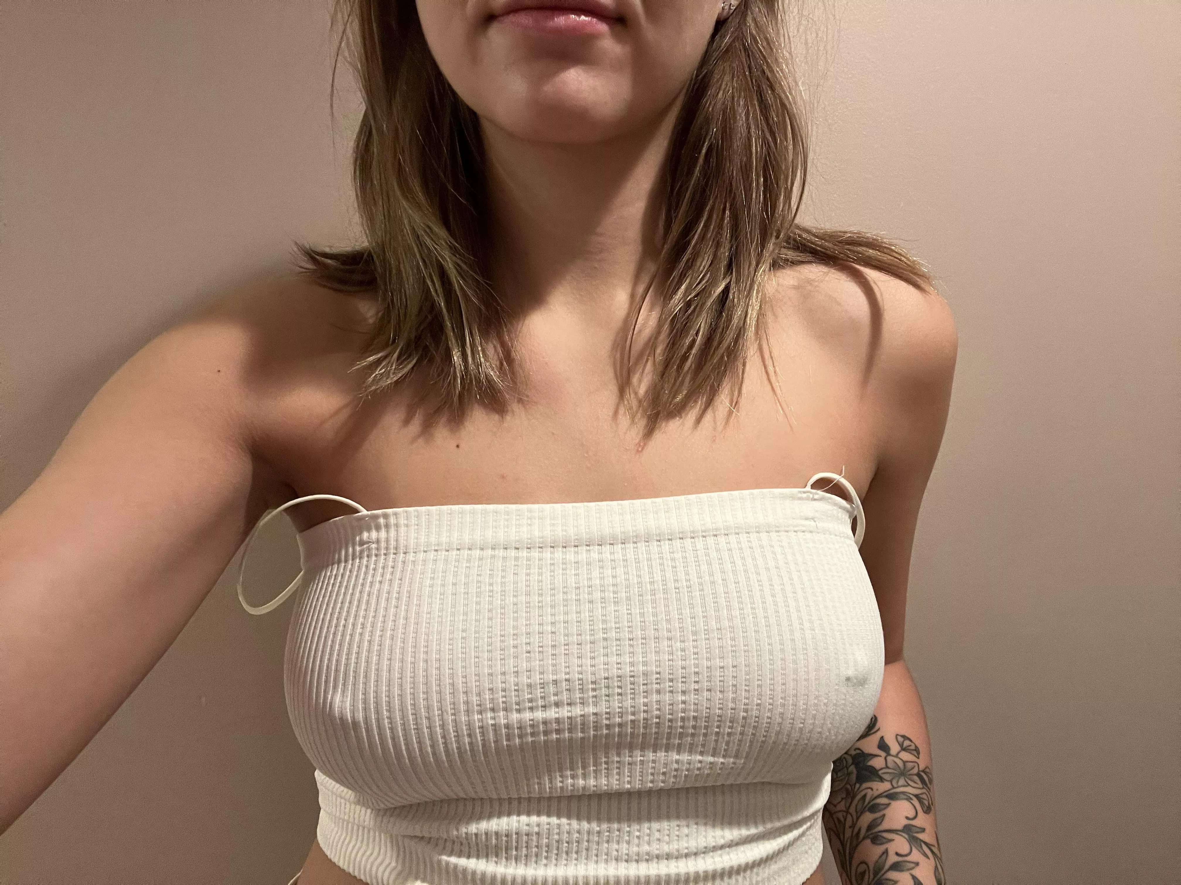 Wife in a crop top posted by Clear-Bookkeeper9040