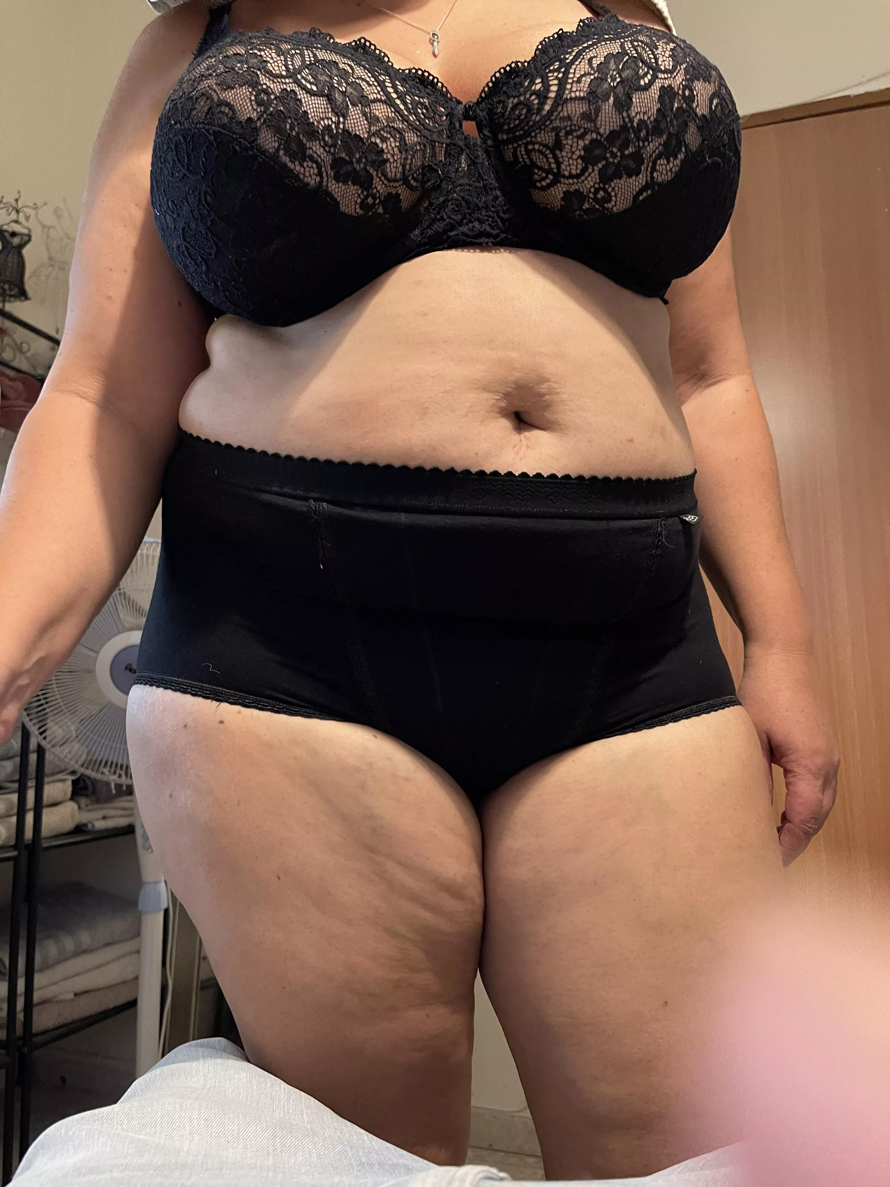 Wife not feel comfortable with her body, what you say she still got it? posted by Byoss