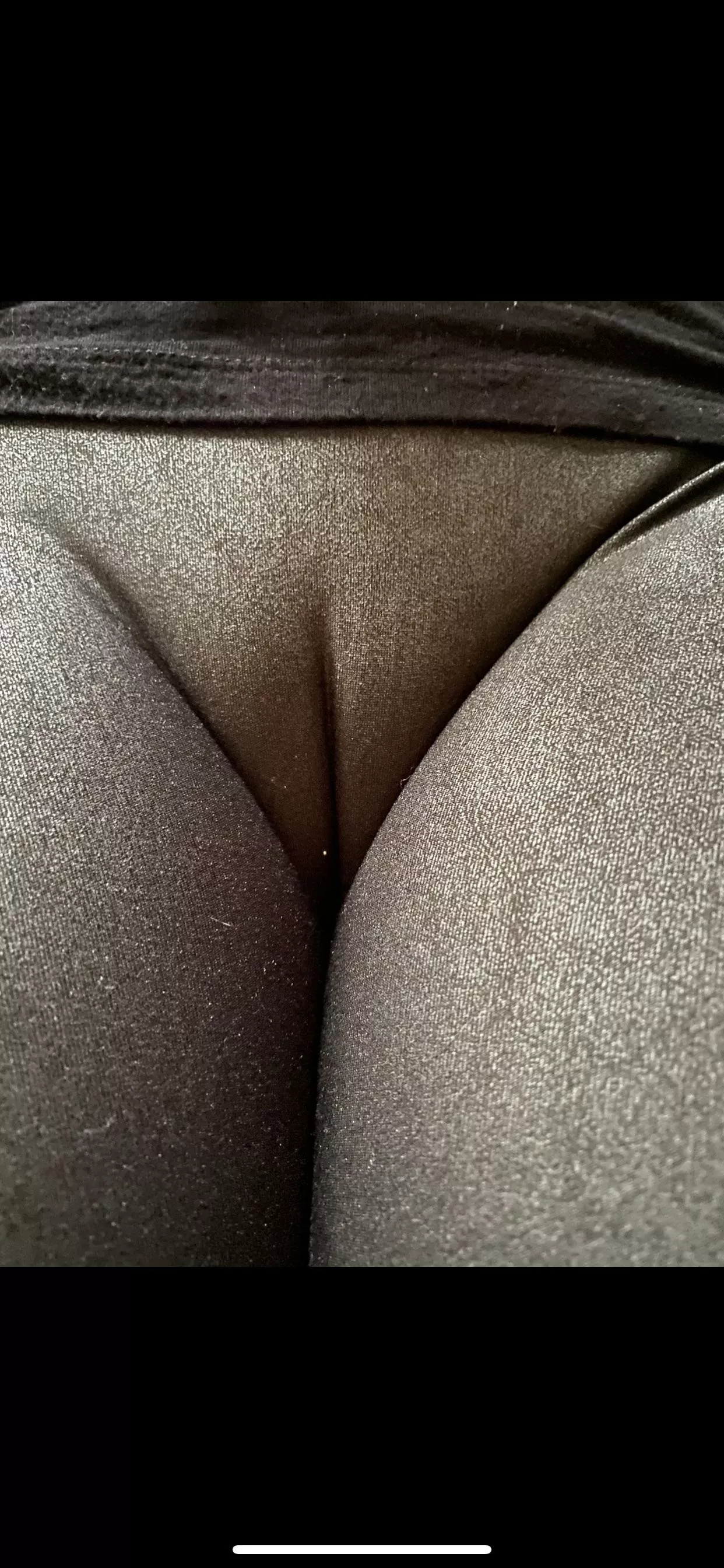 Wifeâ€™s Cameltoe posted by [deleted]