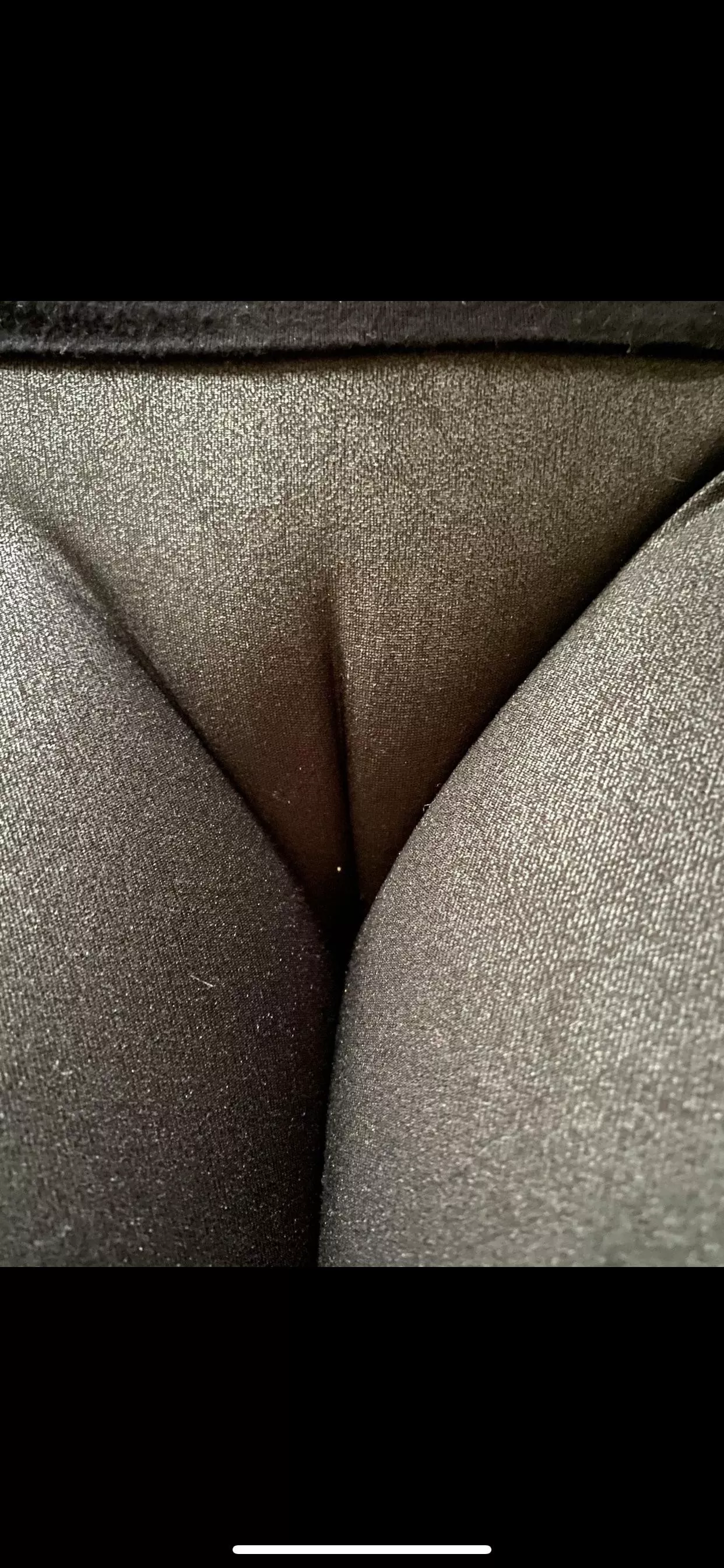 Wifeâ€™s cameltoe posted by Mysterious-Spare5191