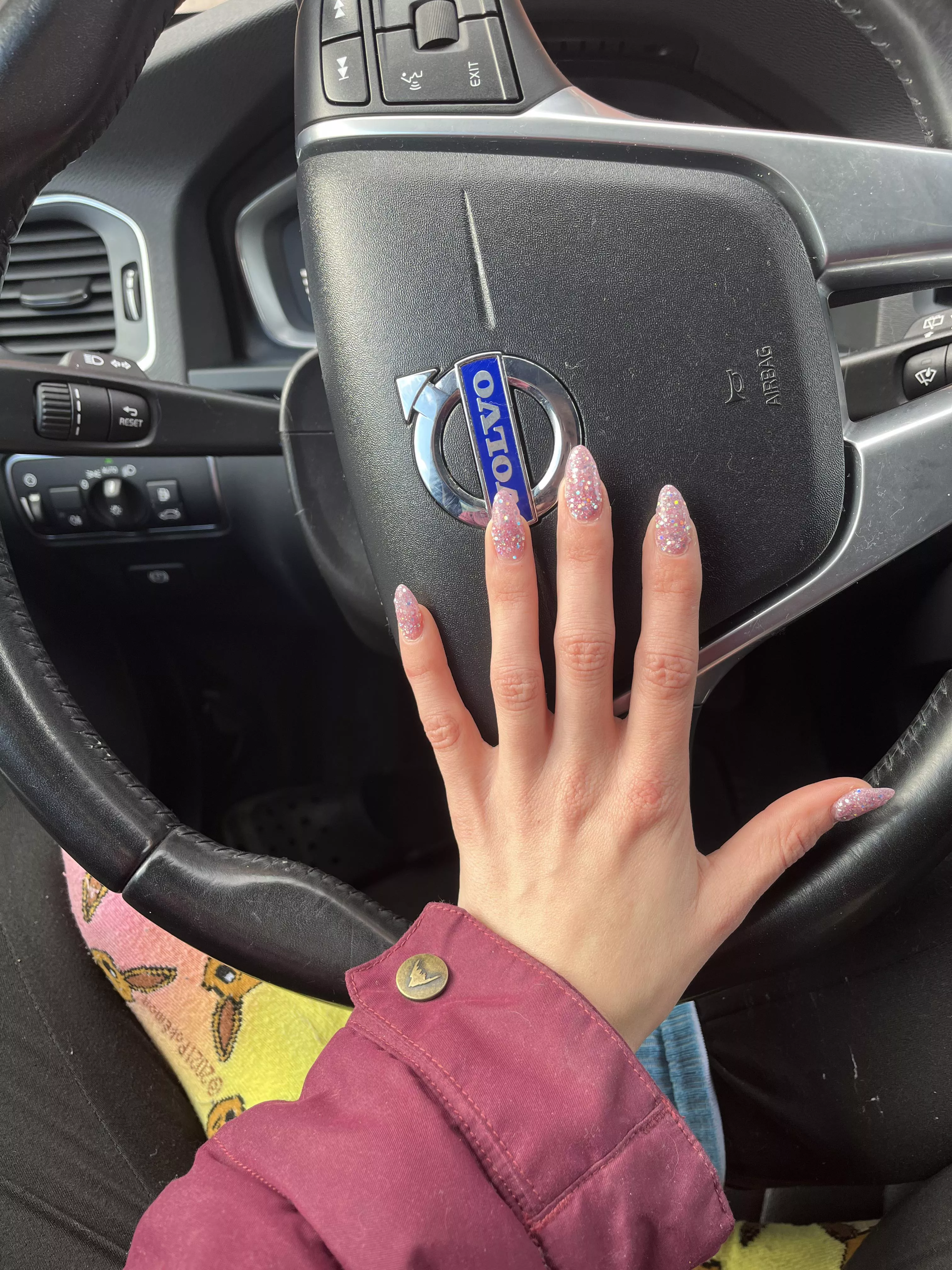 Will trade nail pics for an alignment lol posted by pedicureproblems