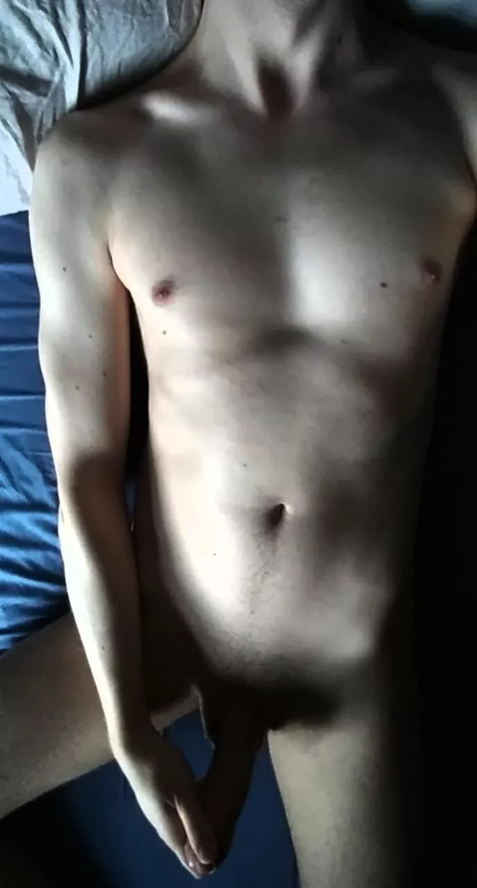 Wish I had a couple to wake up next to me and have some fun with this [29] posted by betterusernamehere