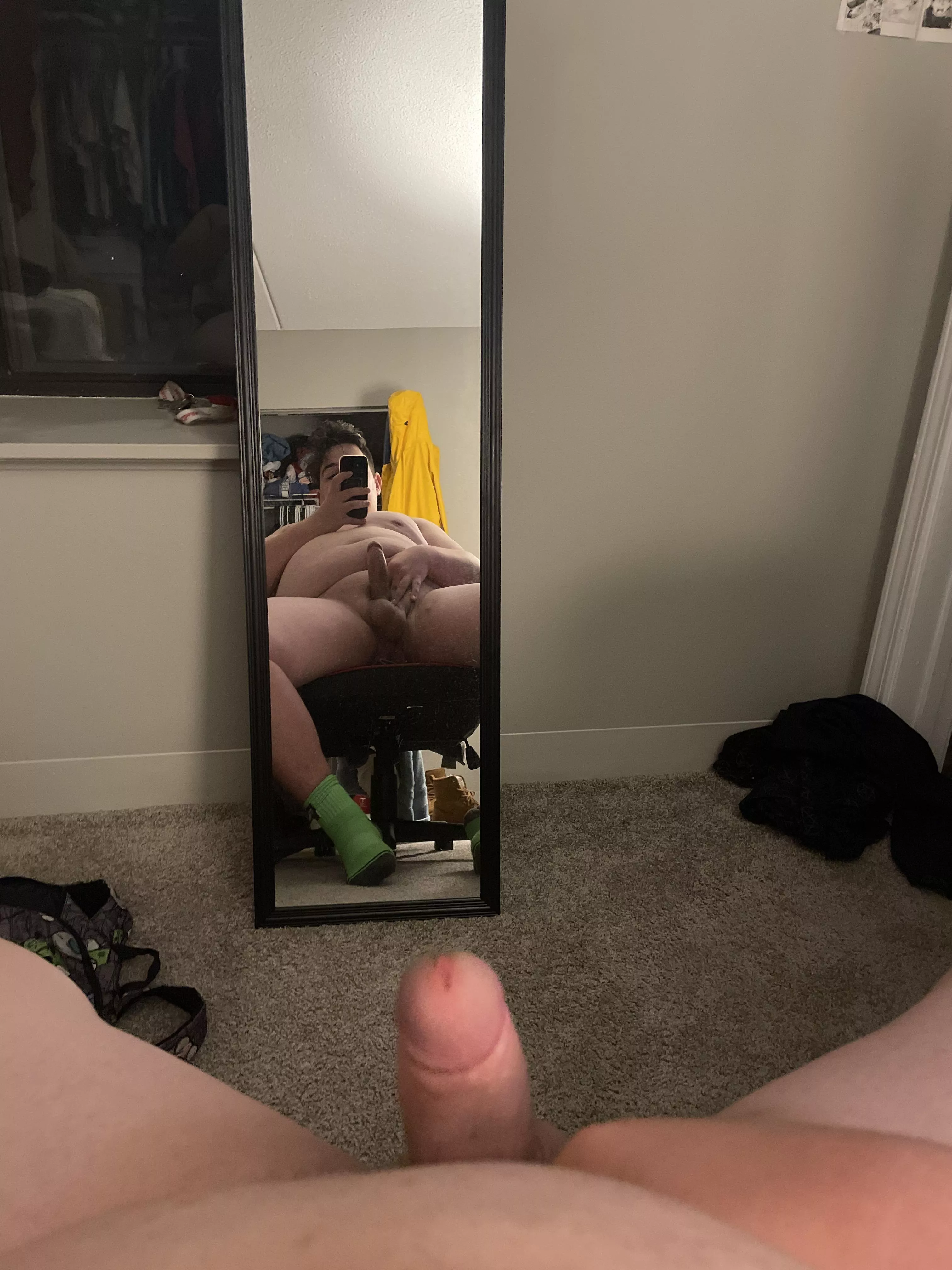 Wish I had somone on there knees sucking me rn posted by Chubbypuerto810