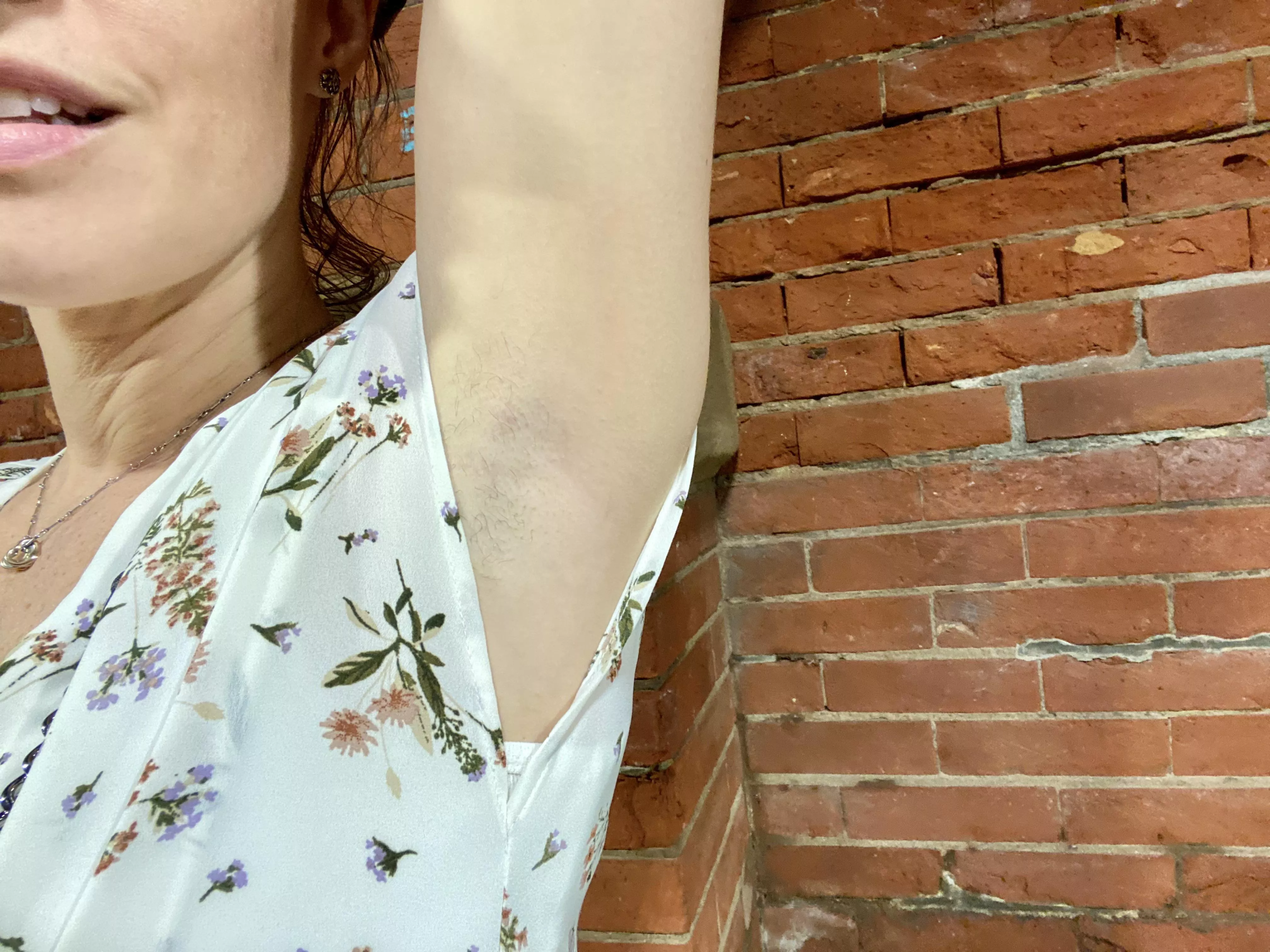 Working on growing out my armpitsâ€¦what do you think? posted by anontreats