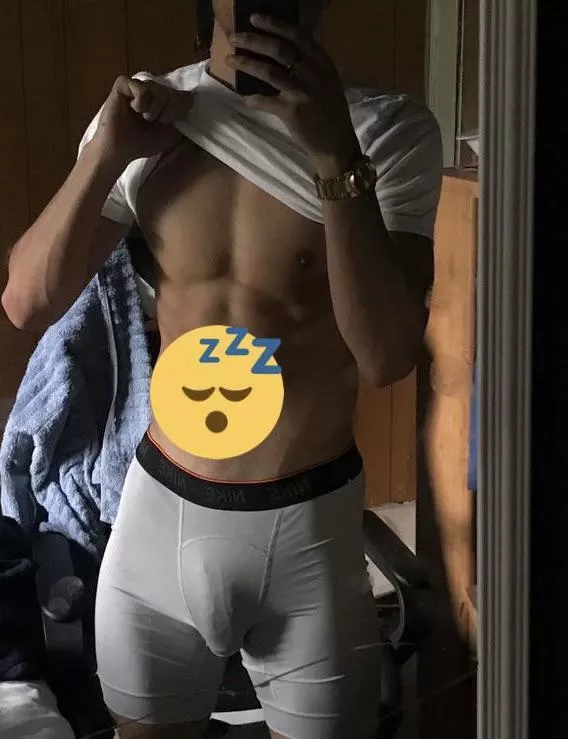 Workout in what’s comfy (m) posted by YoungShlongg