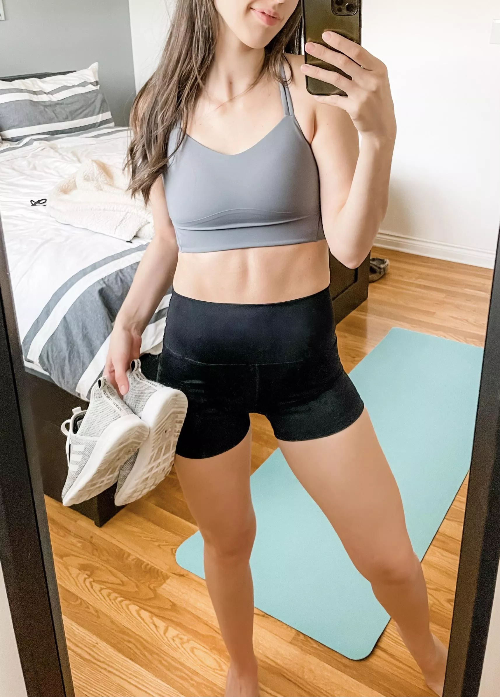 Workout time 💪🥰 posted by MissAuroraGray