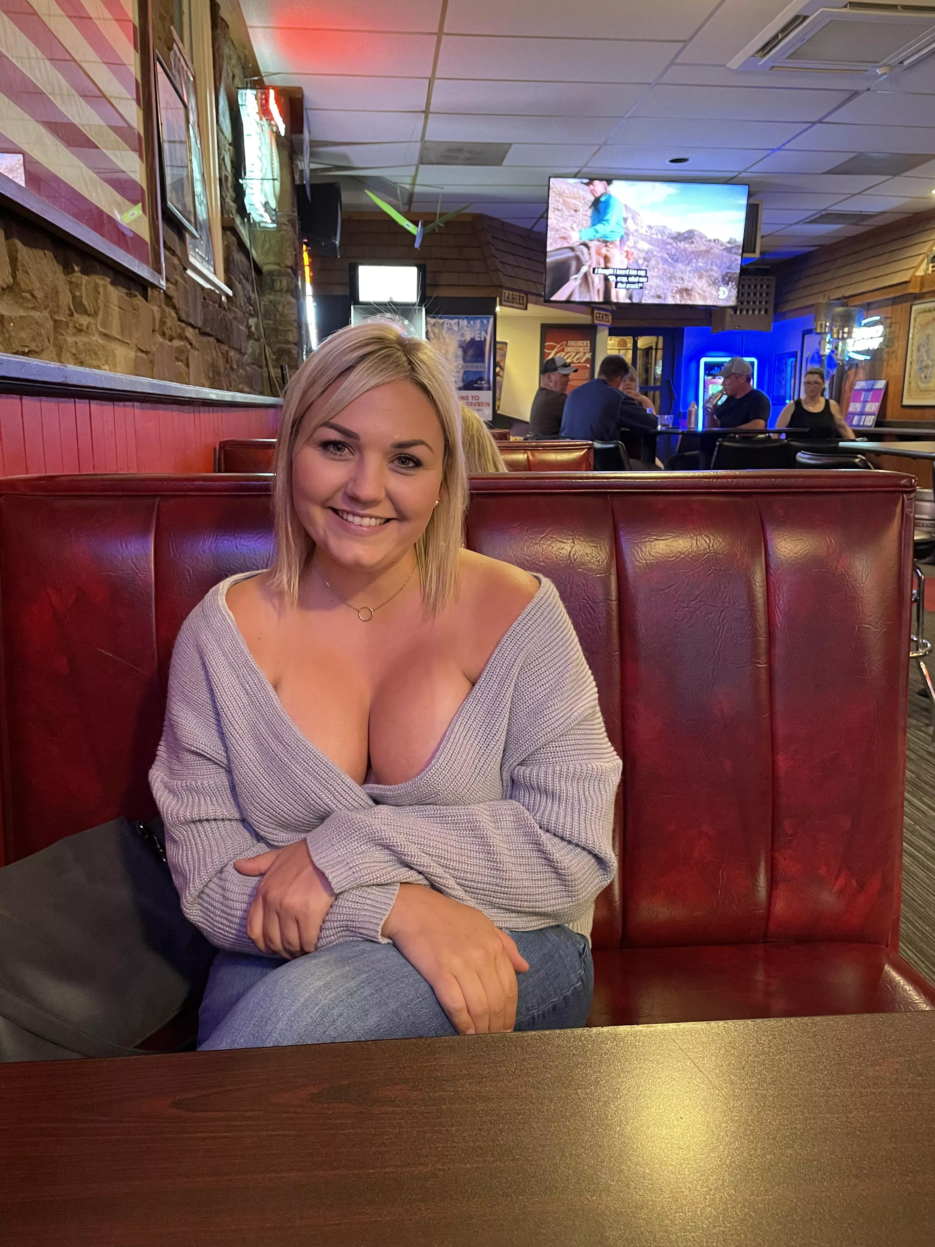 Would anyone like to be my date at the bar? posted by kinkyWAcpl