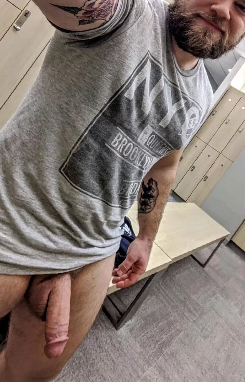 Would let me put my cock in your mouth at the gym? posted by eat_my_stinky_nuts