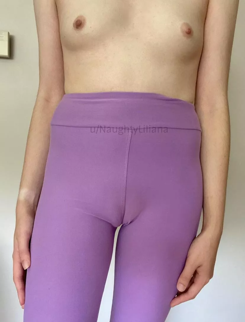 Would my cameltoe be too distracting? posted by NaughtyLiliana