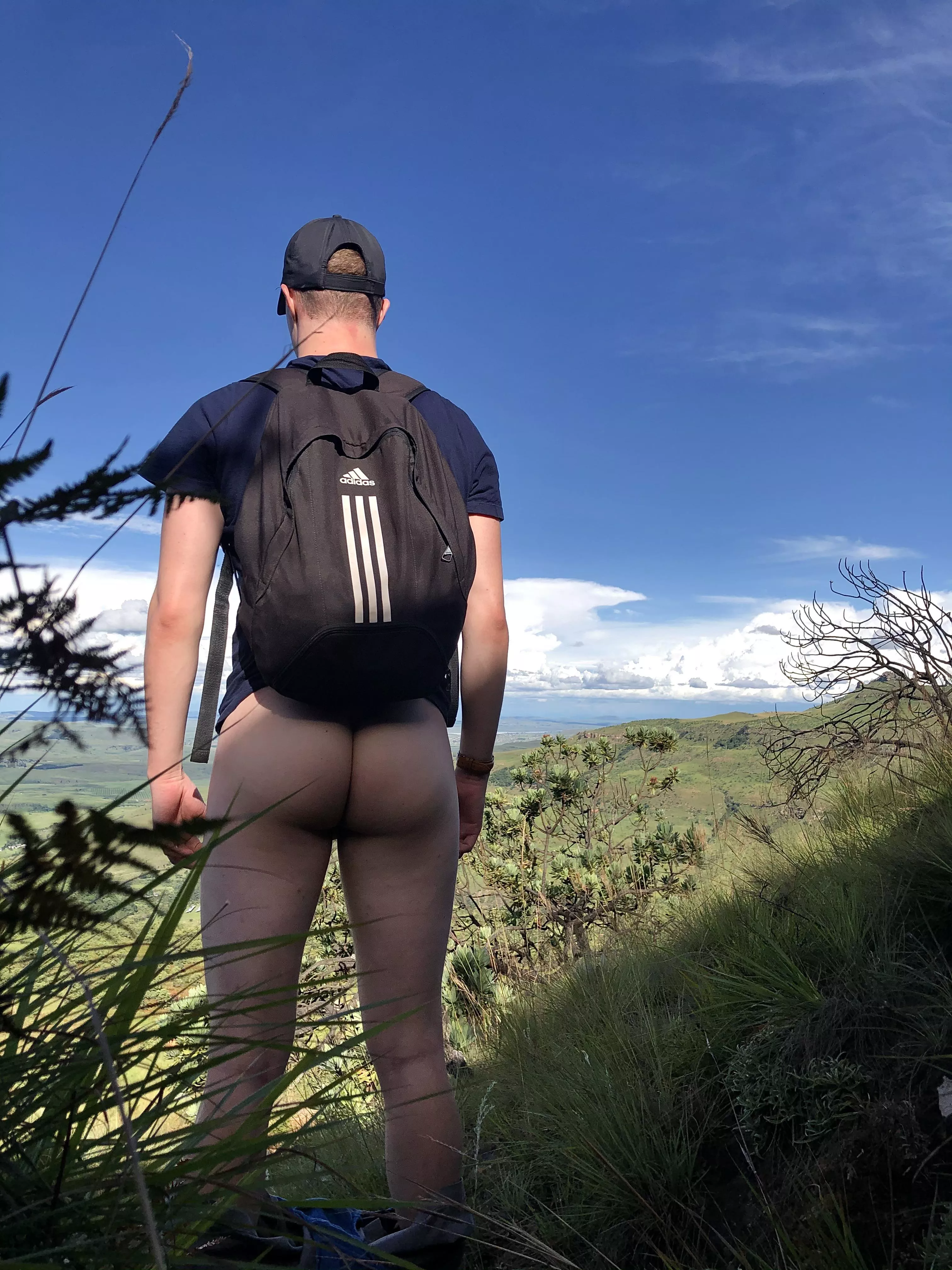 Would this entice you if you me doing this on a hike? posted by broslikeme