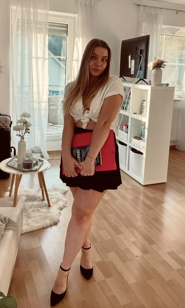 Would u fuck my girlfriend in the school ? posted by Tia_za