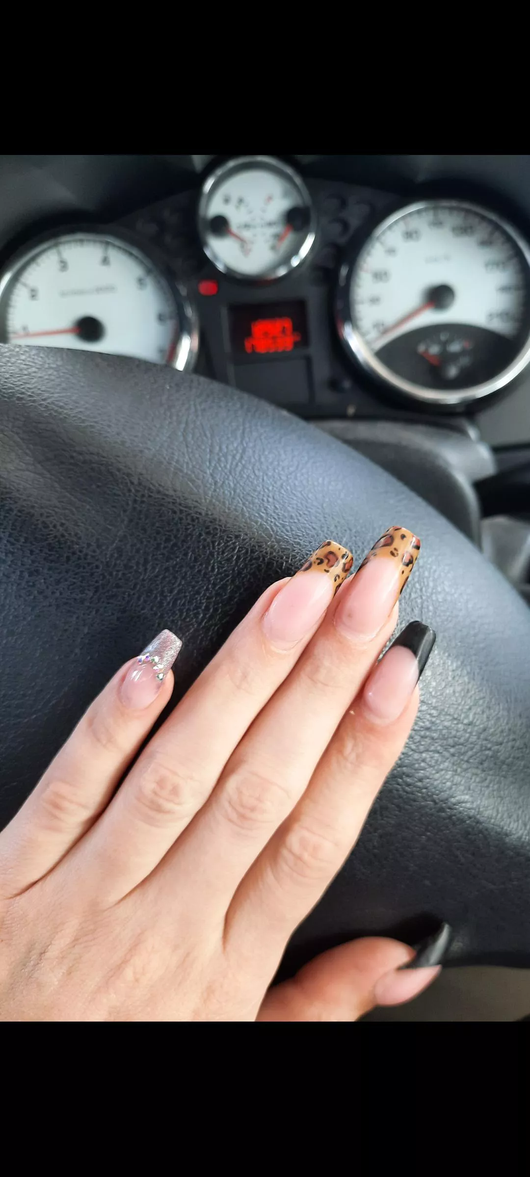 Would u love my nails wrapped around your cock? posted by extra_sarah