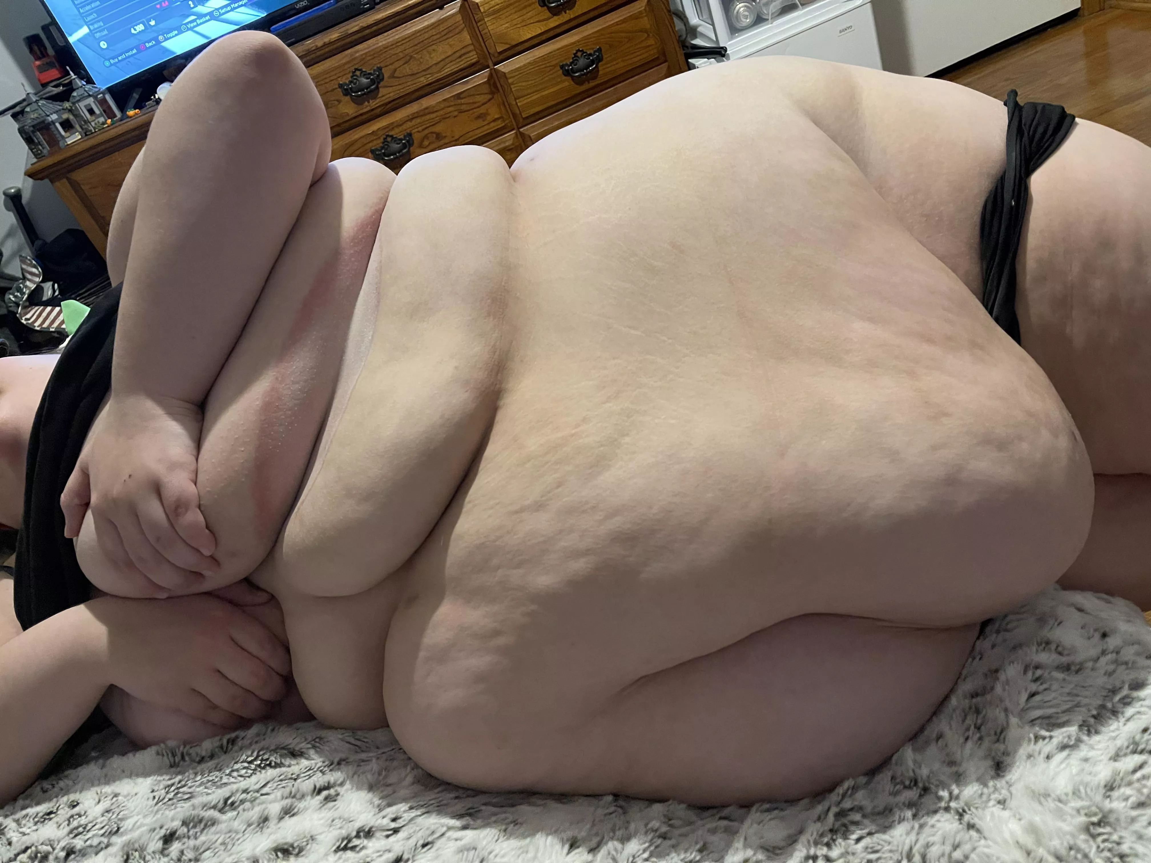 Would you consider me an ssbbw? Or not big enough yet posted by thubassist