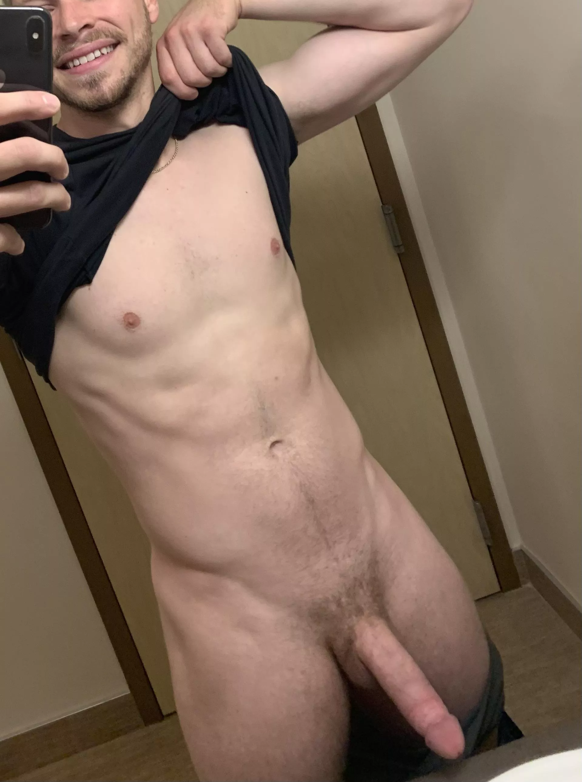 Would you fuck me in the middle of your workout? (M) posted by burnershh