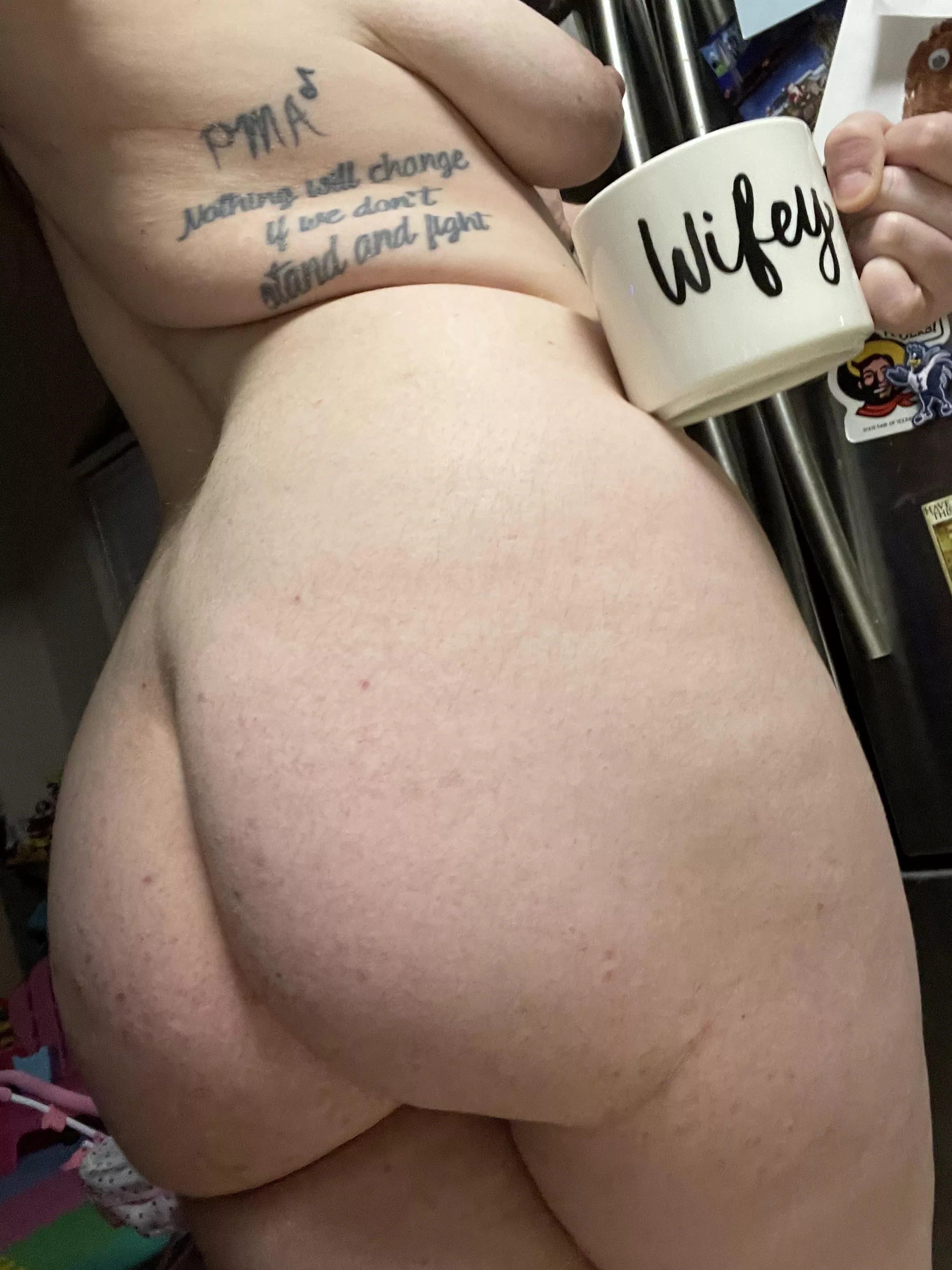 Would you fuck Ms over coffee while my husband’s asleep? posted by mommydearestxxx