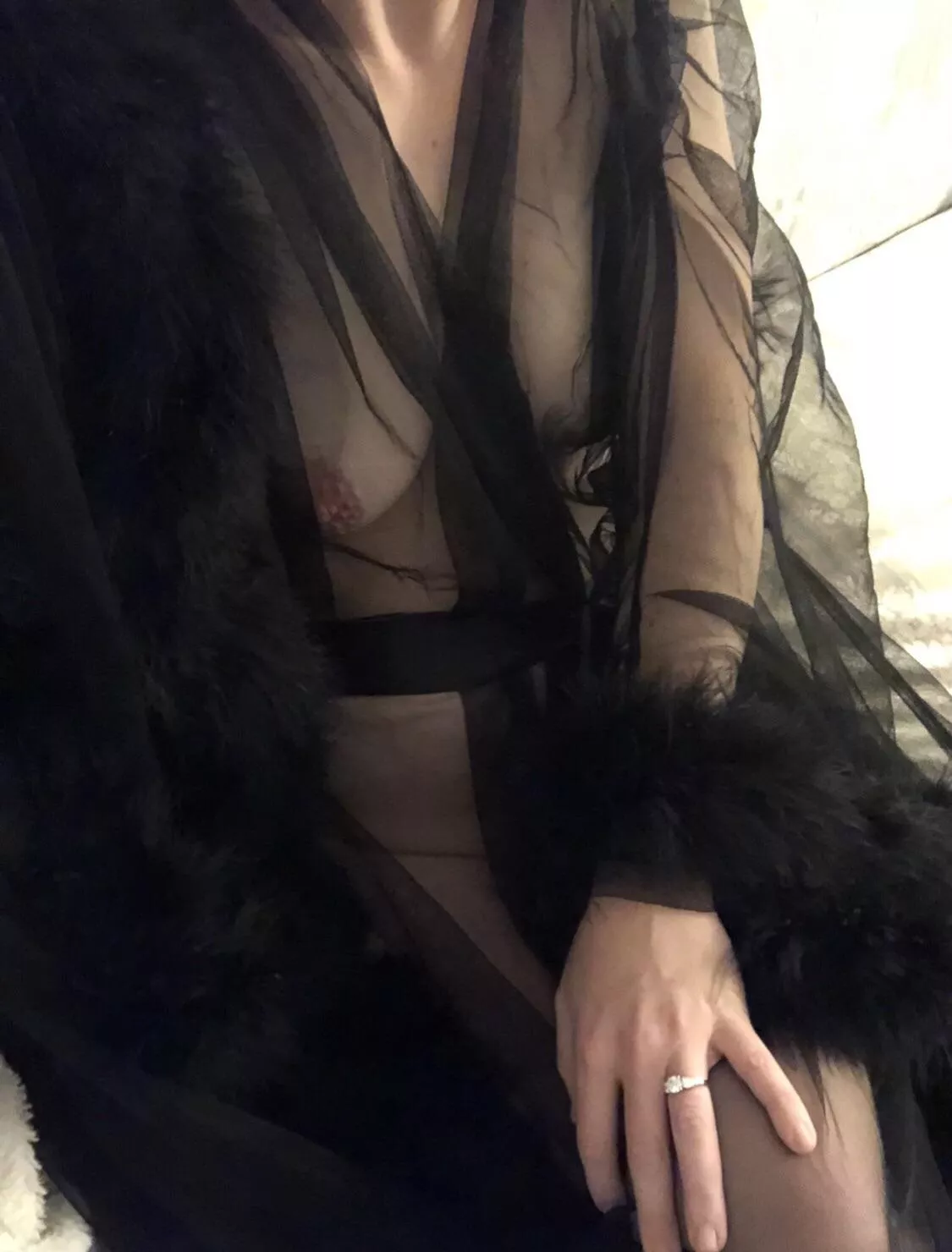 Would you fuck this 33 yo milf ðŸ¥µðŸ¥µ posted by FitnfineCaroline