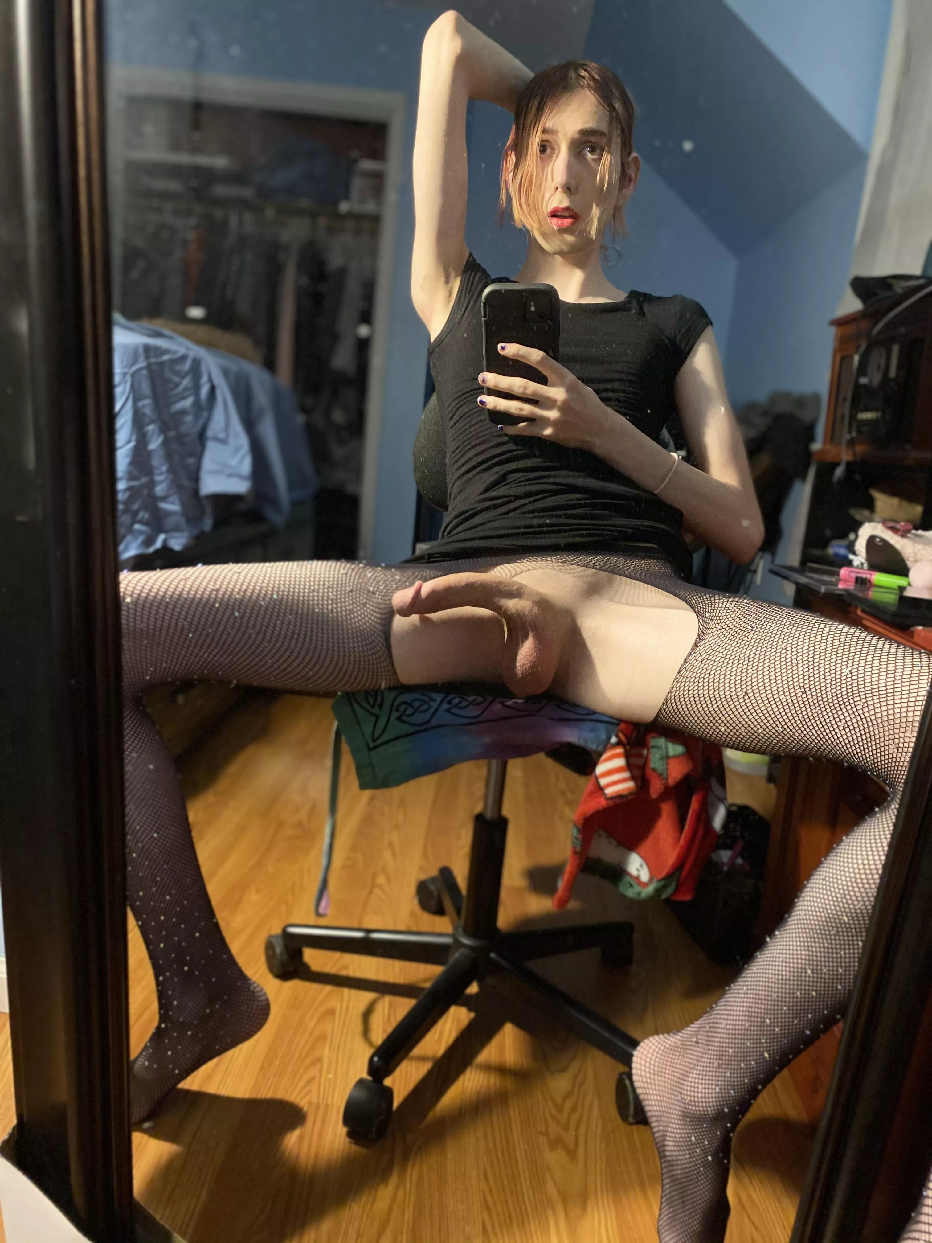 Would you get between my thighs? posted by Skye-Tunes